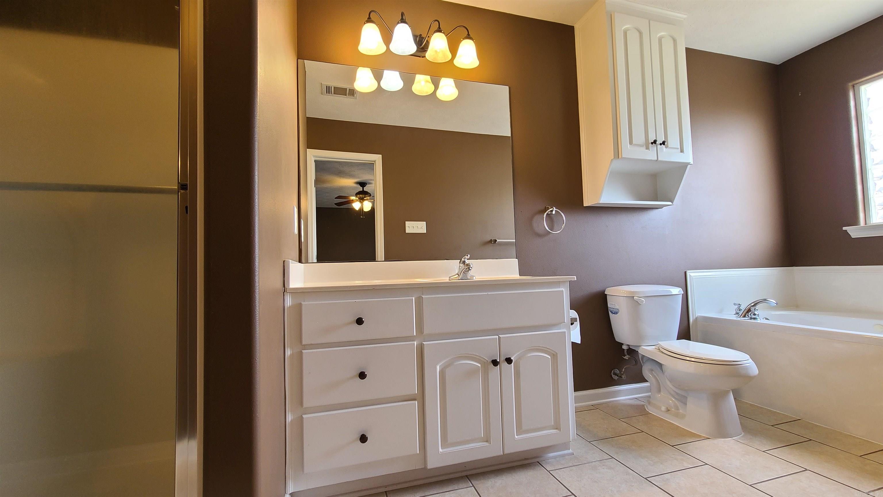 Stonehedge Place II - Residential Lease