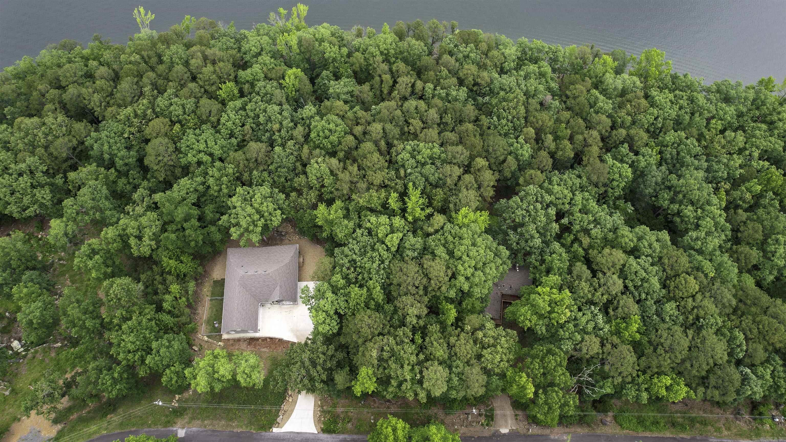 Mystic Isle - Land