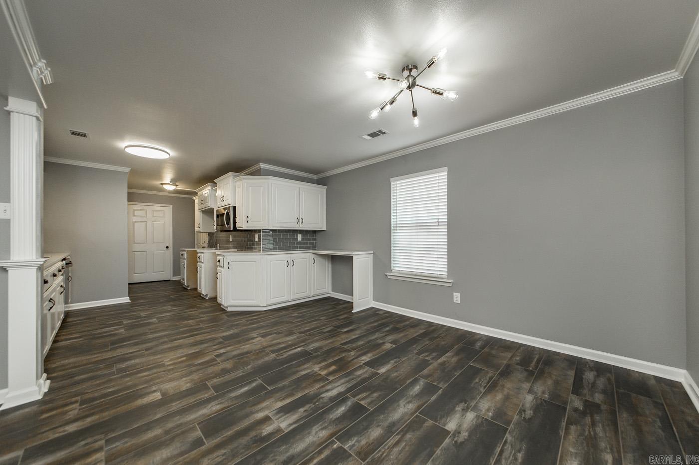 HUNTERS RUN - Residential