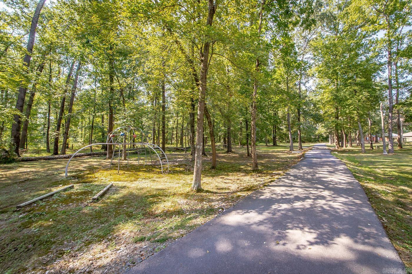 HUNTERS RUN - Residential