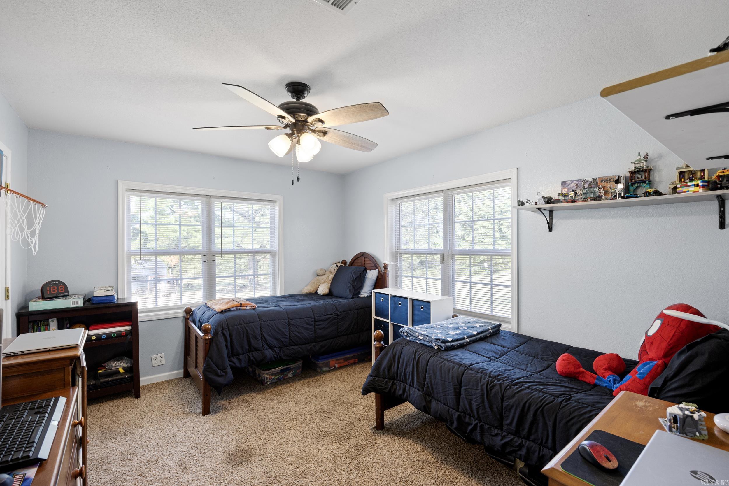 CLARKSVILLE REAL EST - Residential