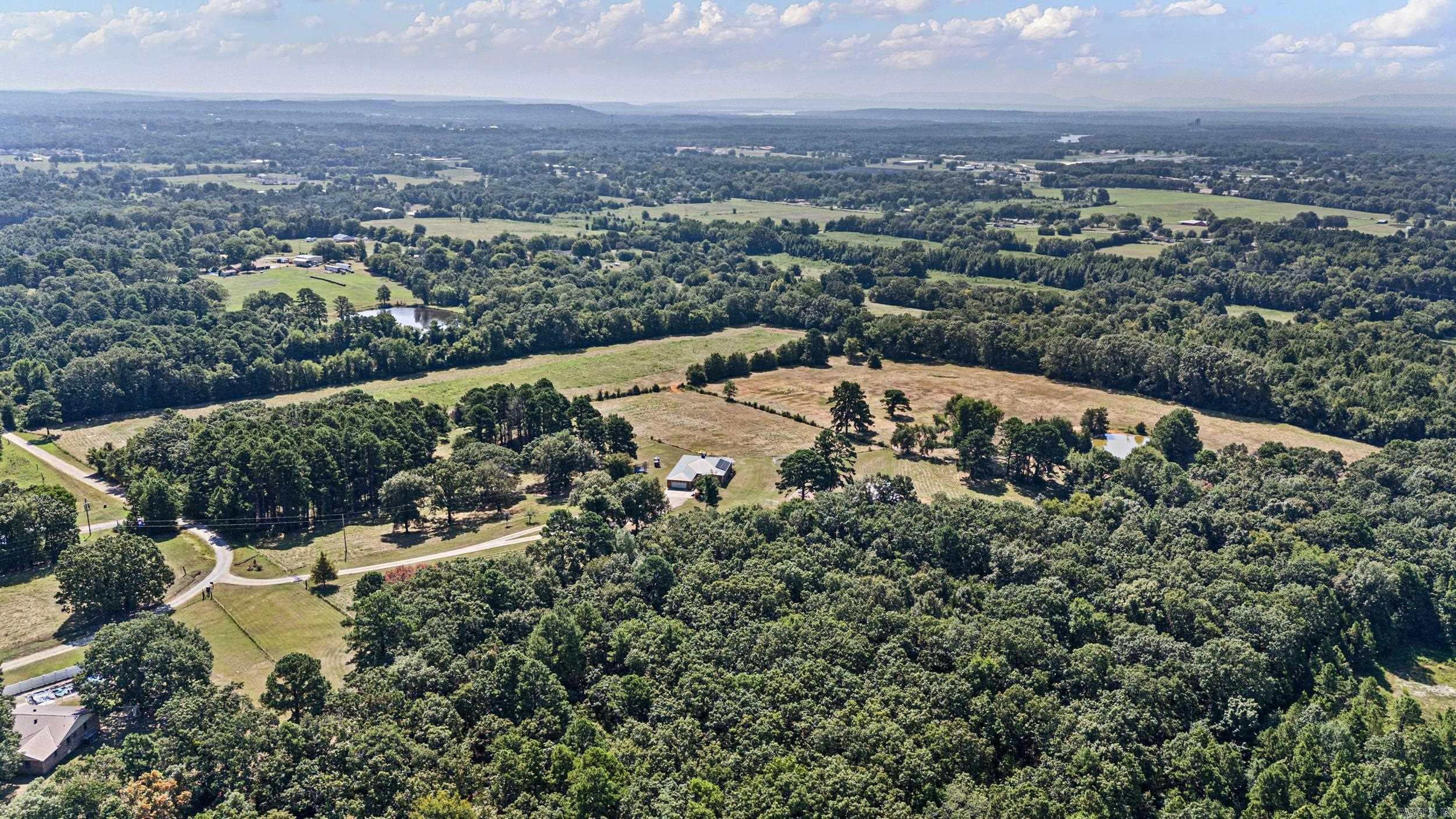 CLARKSVILLE REAL EST - Residential