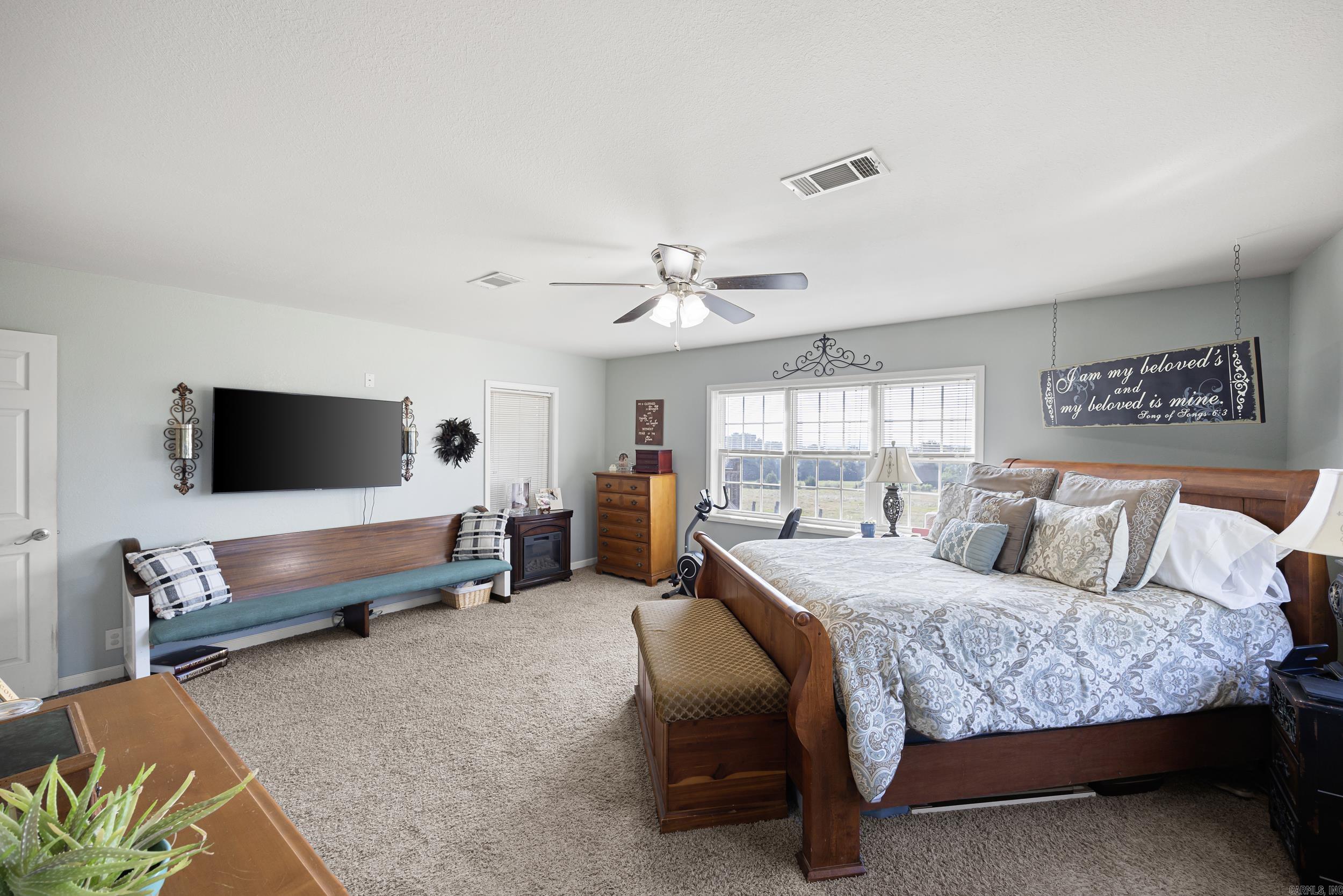 CLARKSVILLE REAL EST - Residential