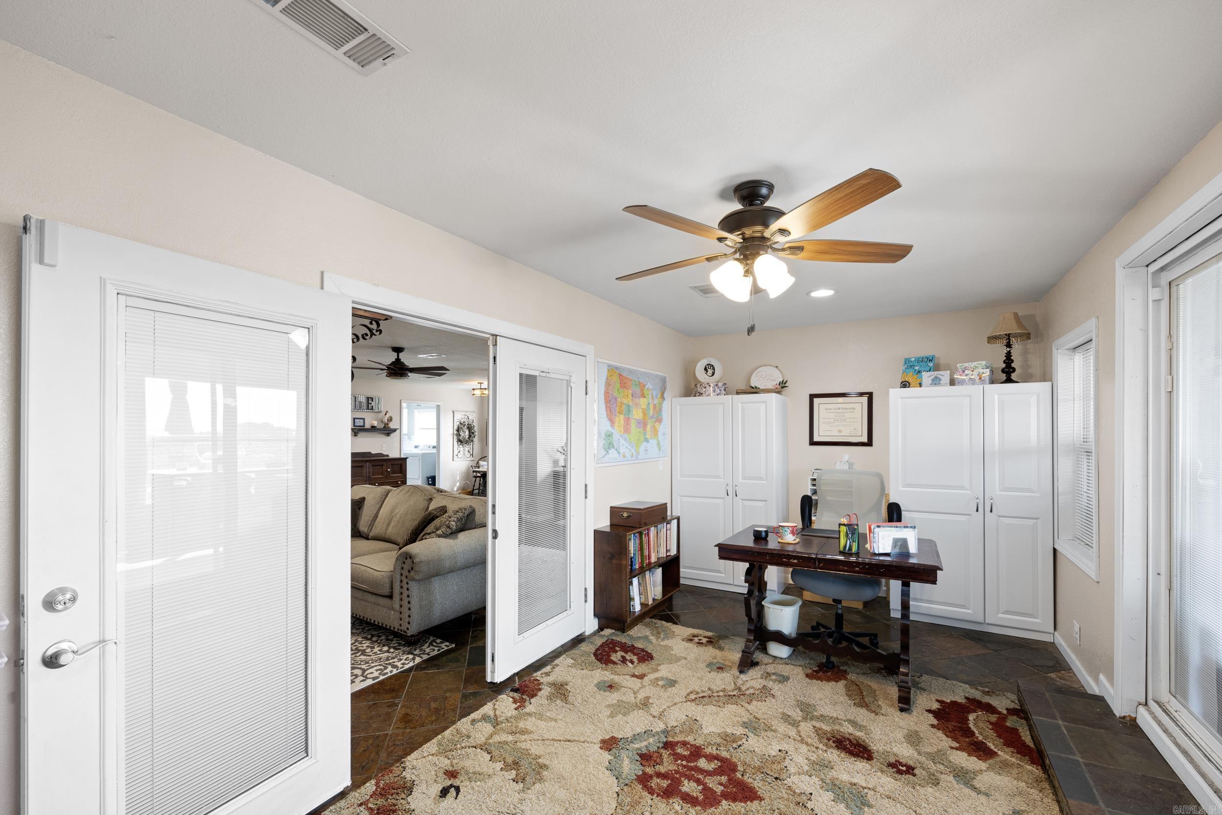 CLARKSVILLE REAL EST - Residential