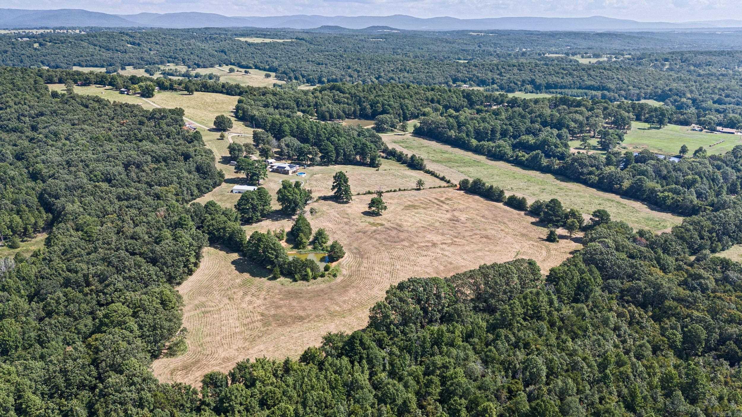 CLARKSVILLE REAL EST - Residential