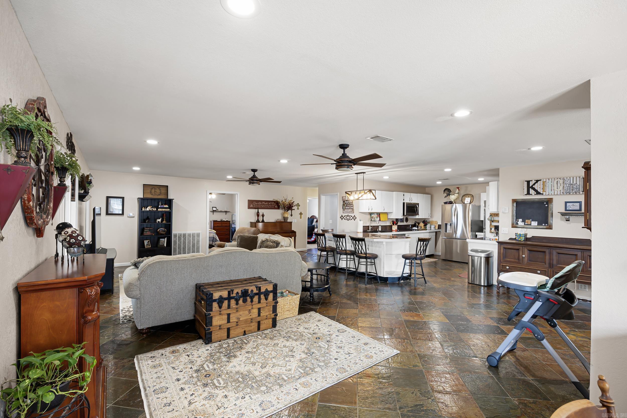 CLARKSVILLE REAL EST - Residential