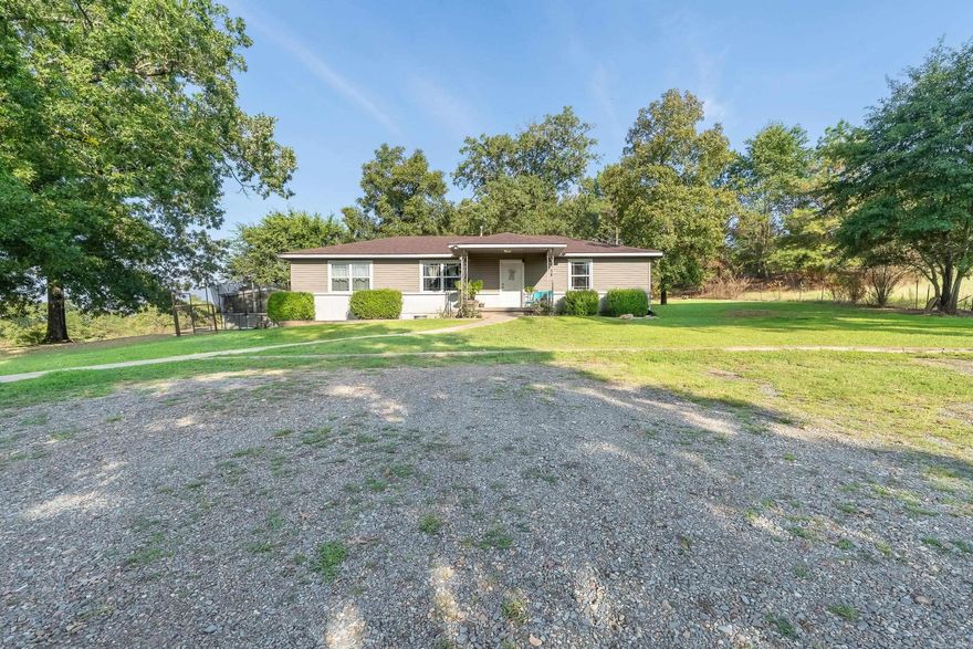 You looking for a small ranch on a hill? If so this is the one for you. This little ranch consist of 20 acres more or less fully fenced and cross fenced and a barn. There is also a pond and a small creek running through the property. This property is also minutes away from the De Queen and Gillham Lakes. There is U.S. Hwy Frontage and has a well that is waiting on a pump as well as a fire hydrant. The property has Rural Water and Natural Gas plumbed into the house.