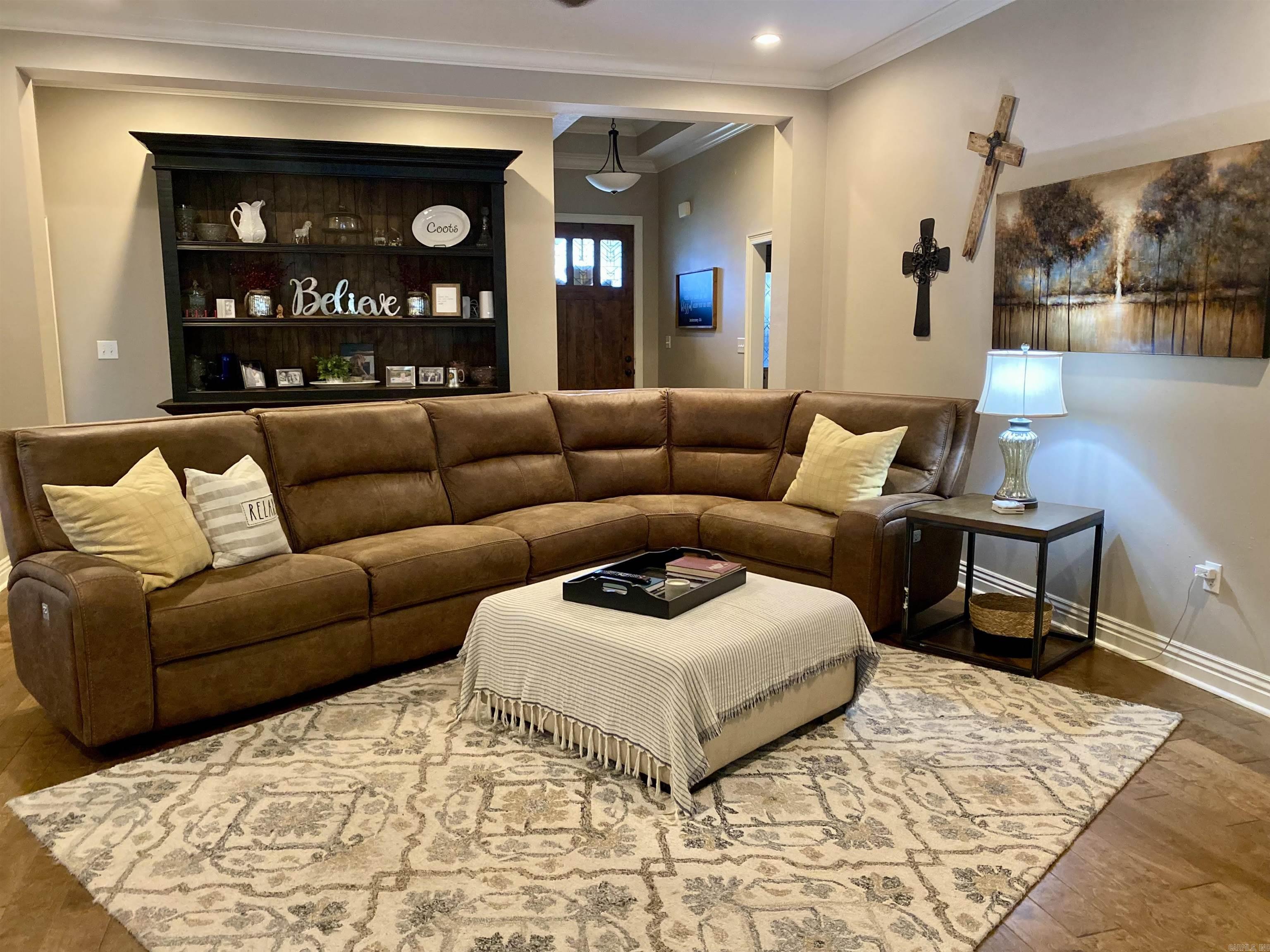 VALLEY VIEW MANOR - Residential