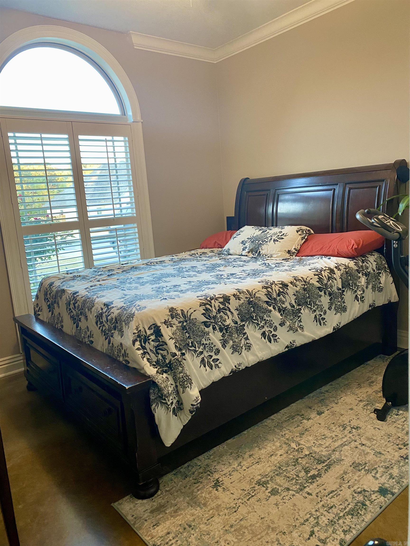 VALLEY VIEW MANOR - Residential