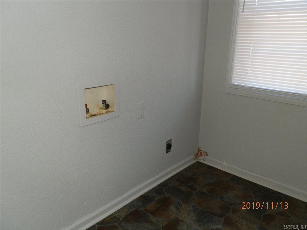 Cardwell 4th - Residential Lease