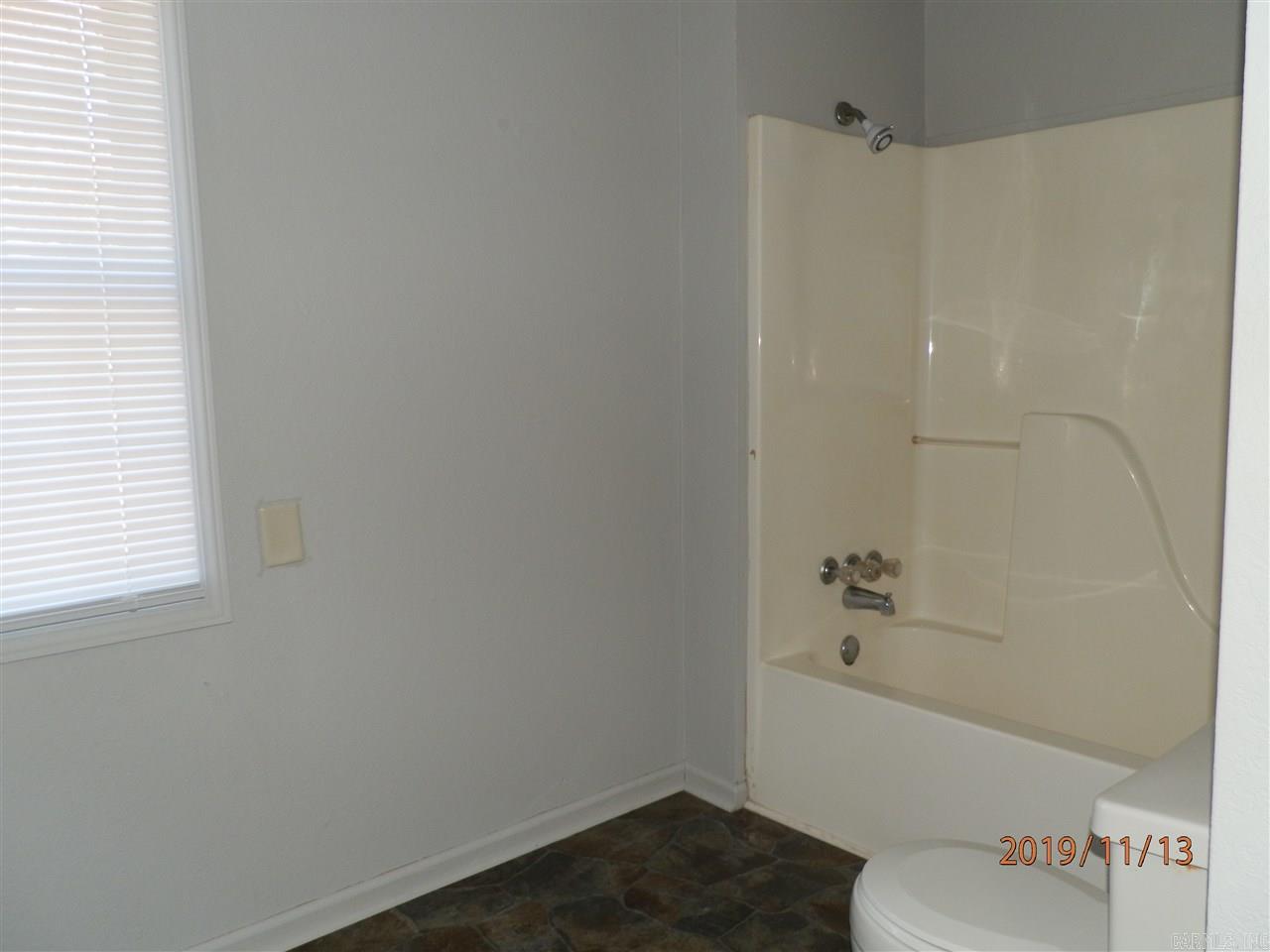 Cardwell 4th - Residential Lease