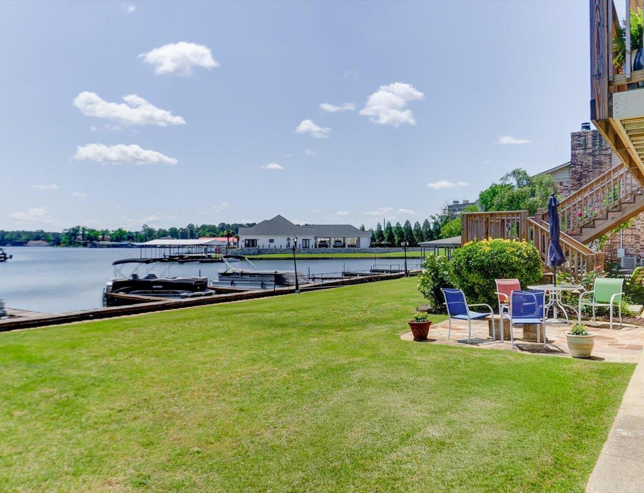 WILLOW COVE CONDOMINIUMS - Residential