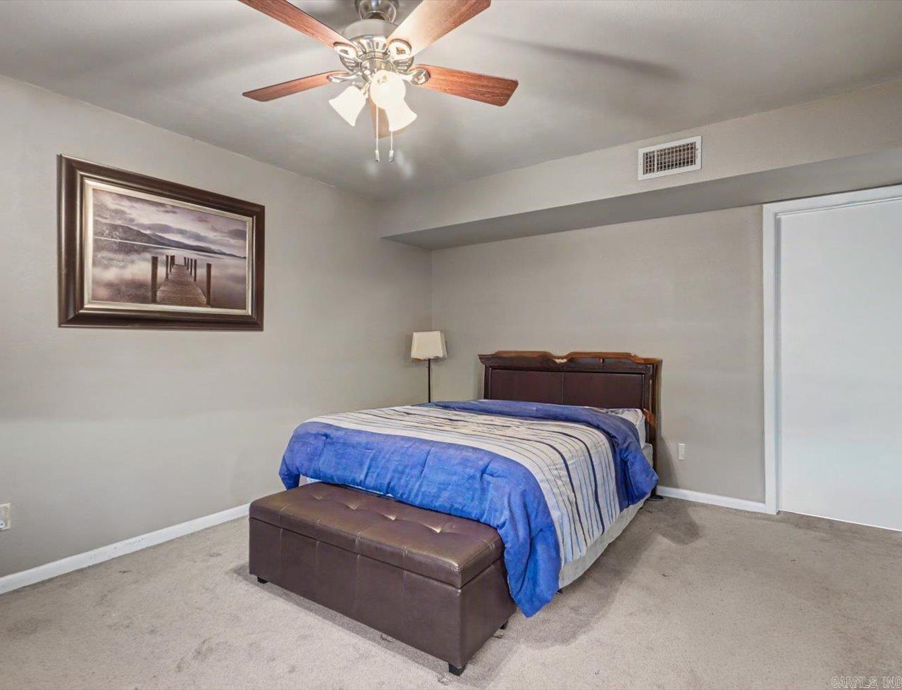 WILLOW COVE CONDOMINIUMS - Residential