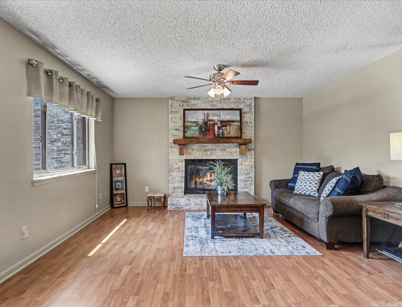 WILLOW COVE CONDOMINIUMS - Residential