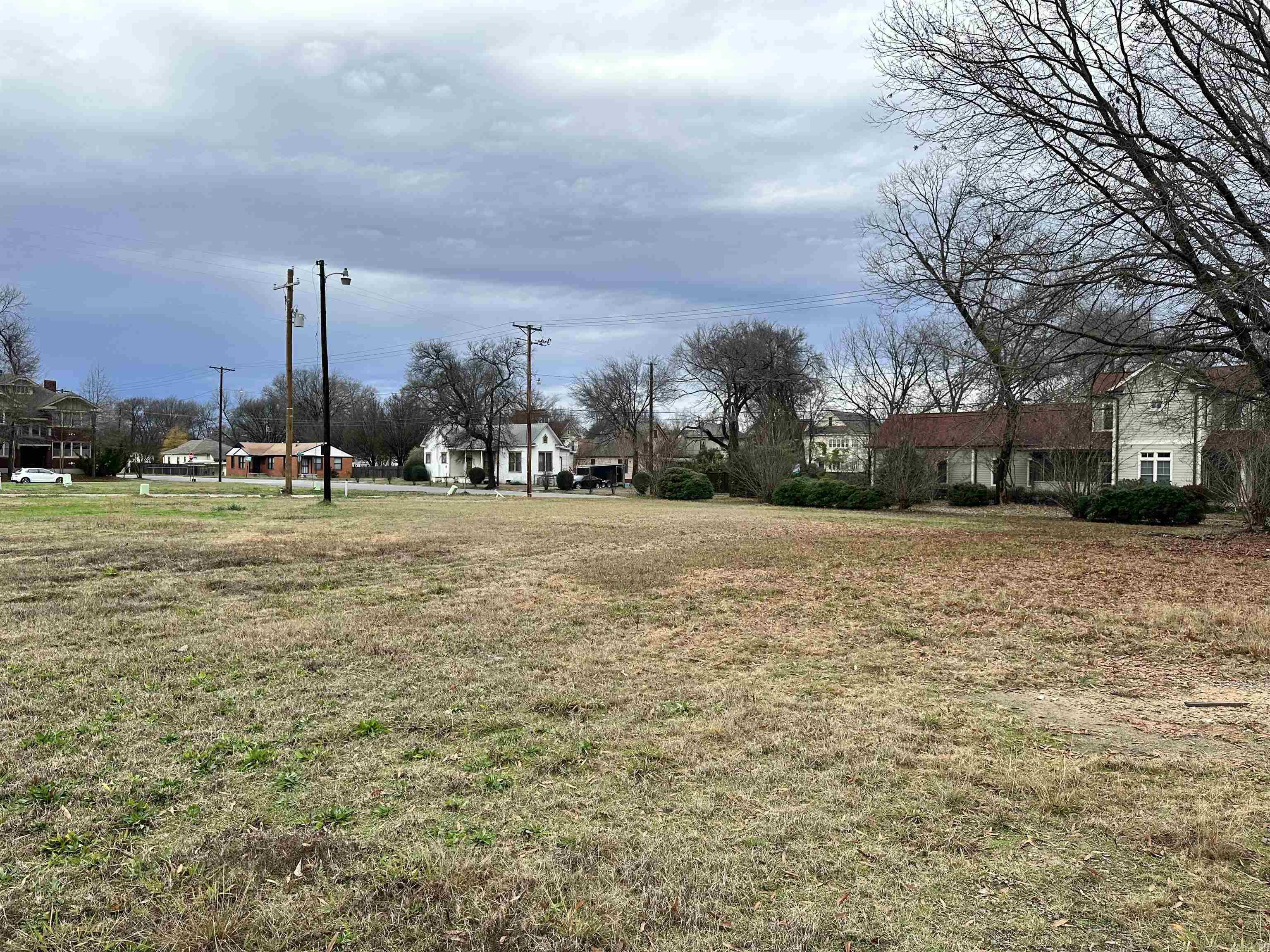 Governors Mansion - Land