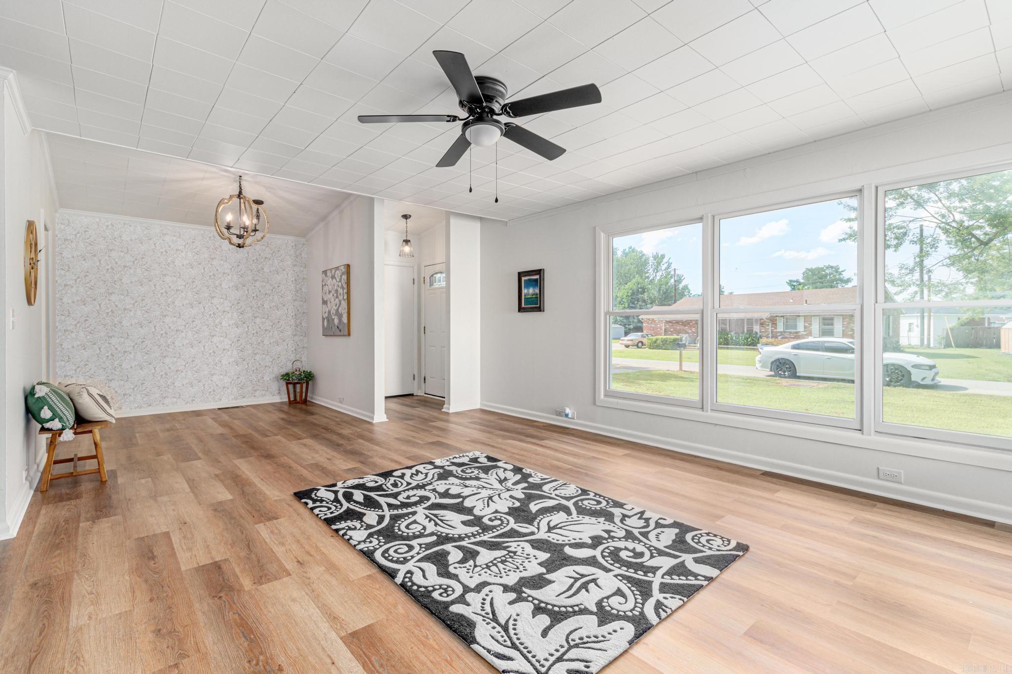 SUNSET HILLS - Residential