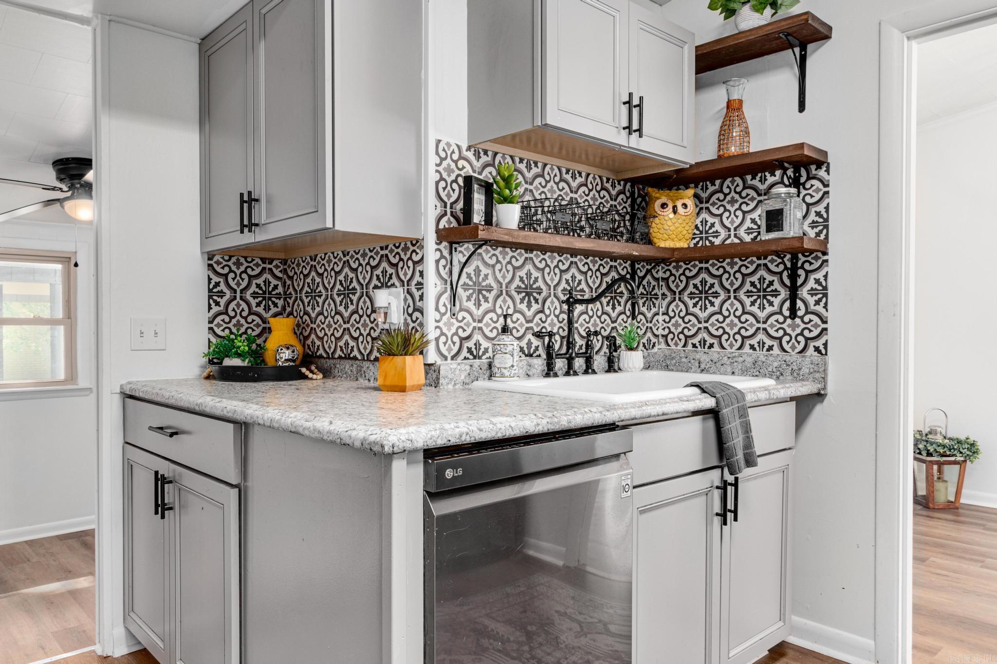 SUNSET HILLS - Residential