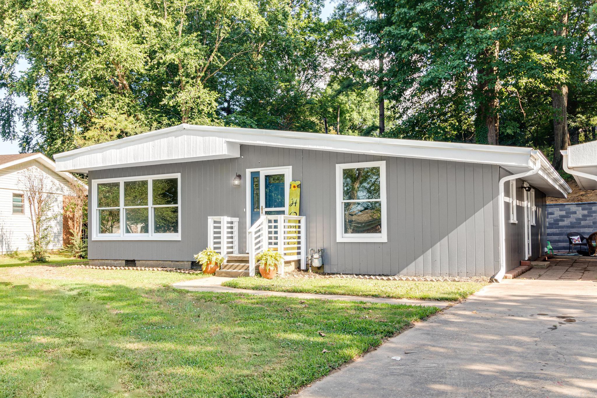 SUNSET HILLS - Residential