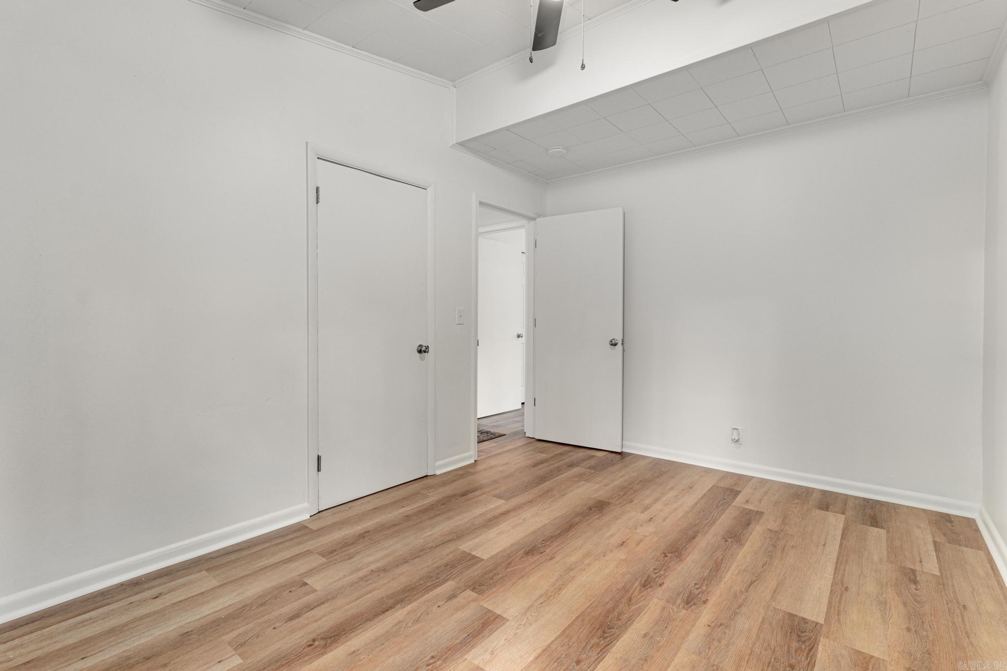 SUNSET HILLS - Residential