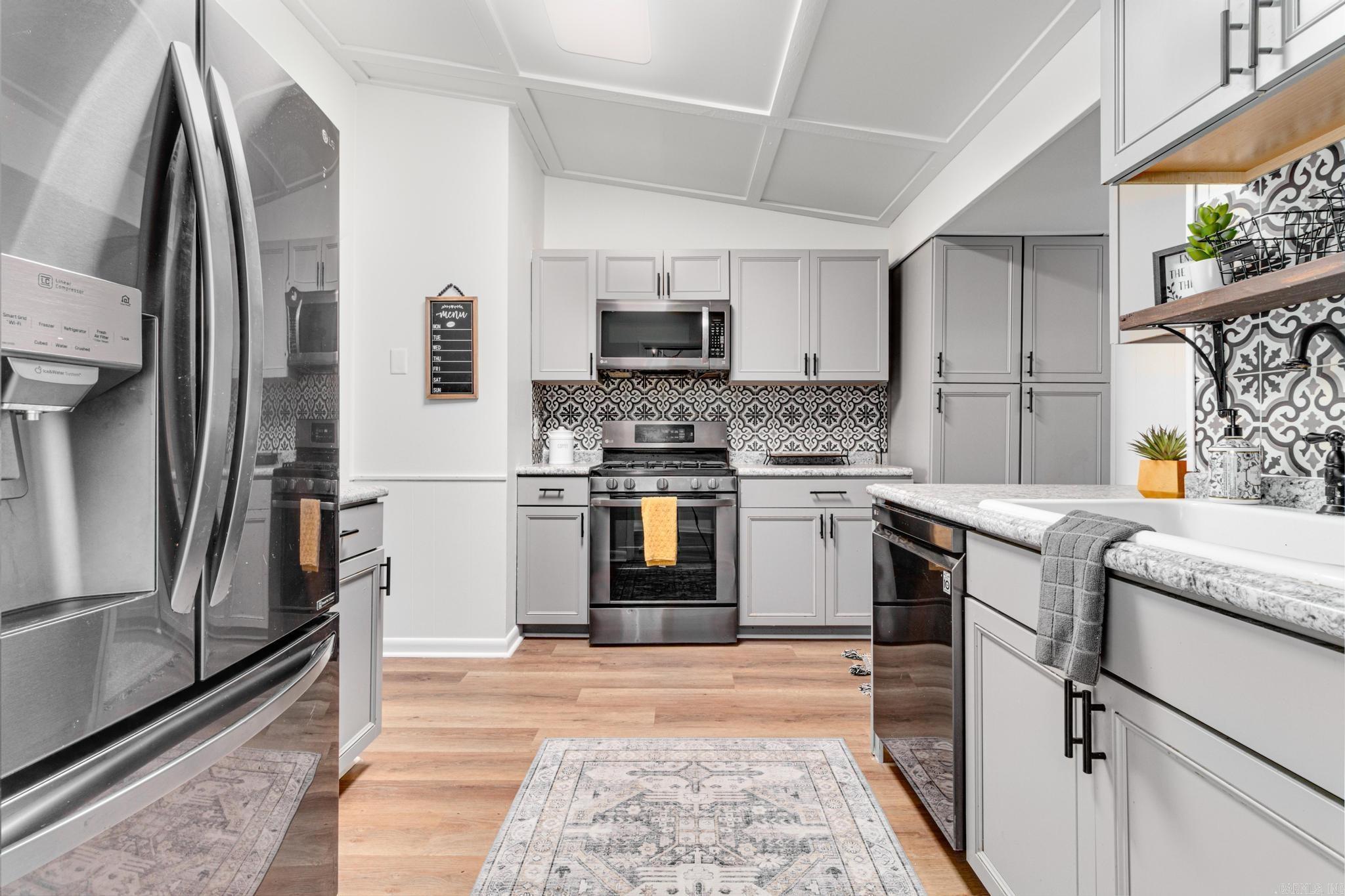 SUNSET HILLS - Residential