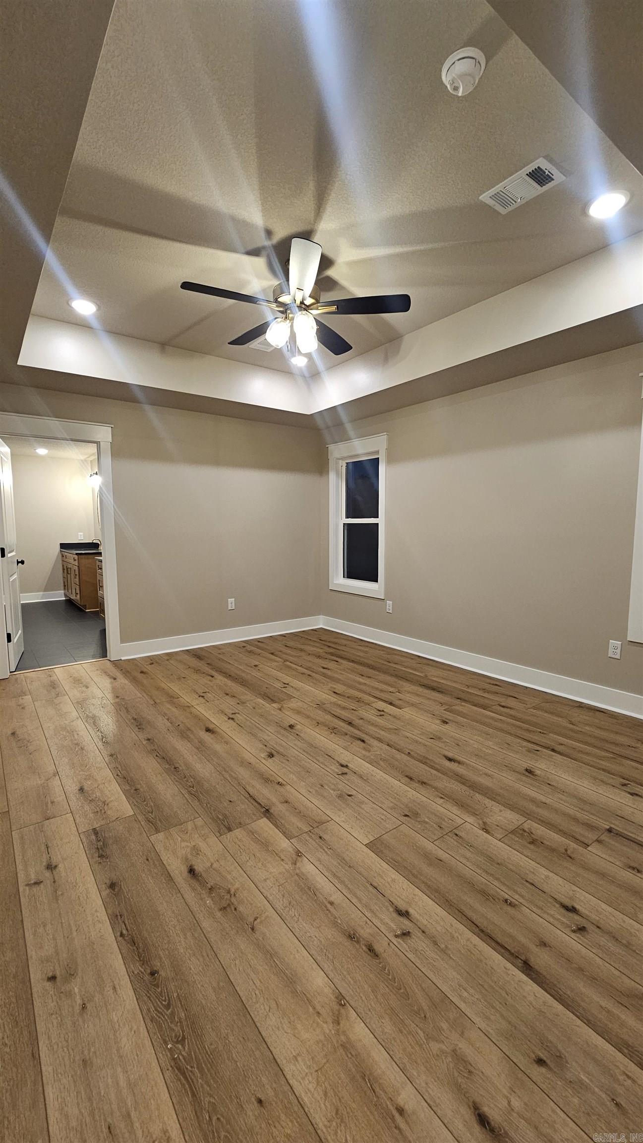 SIERRA HILLS - Residential