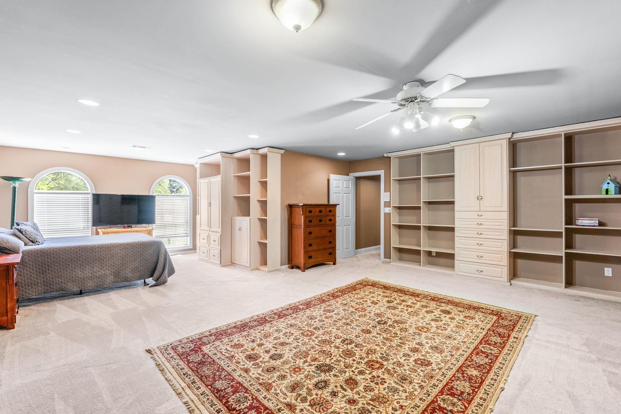 Shady Grove - Residential