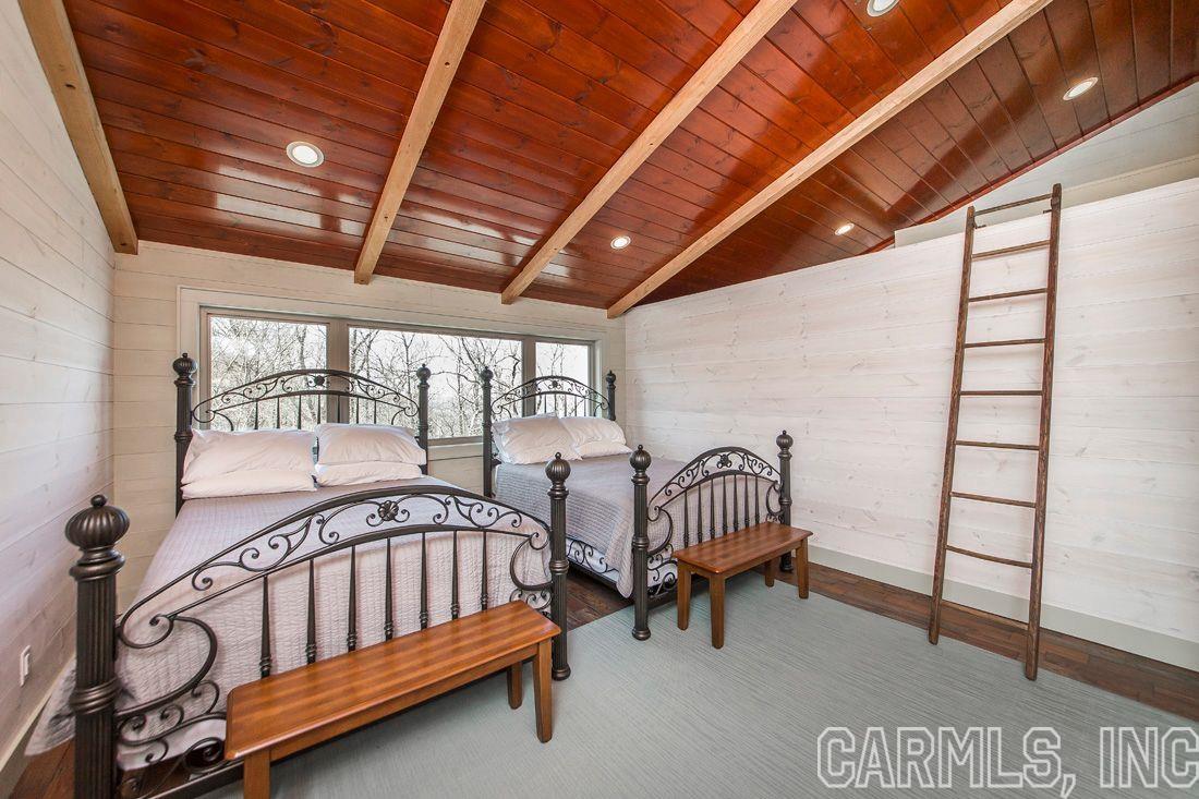 ANCHOR HEIGHTS - Residential