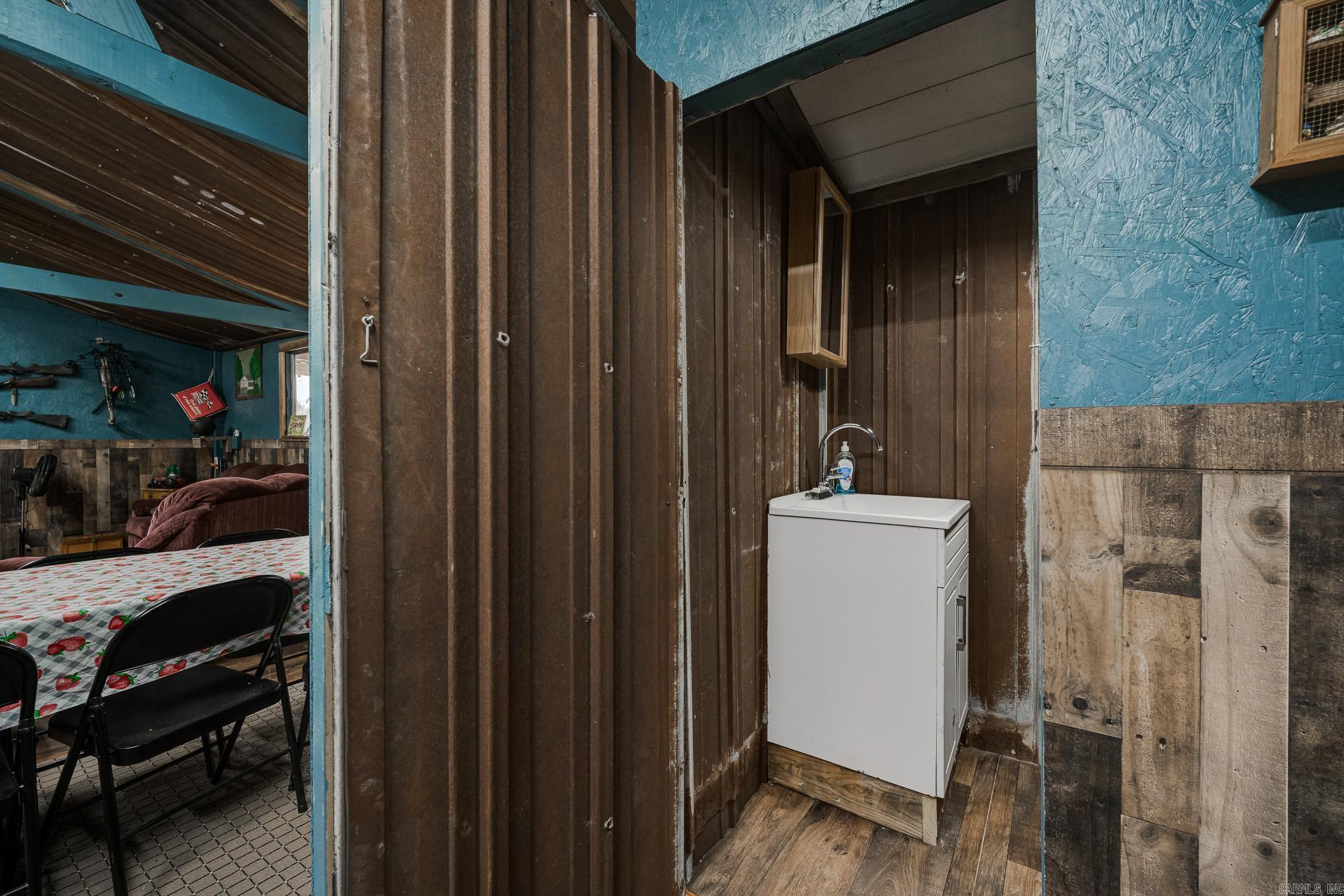 Metes & Bounds - Residential