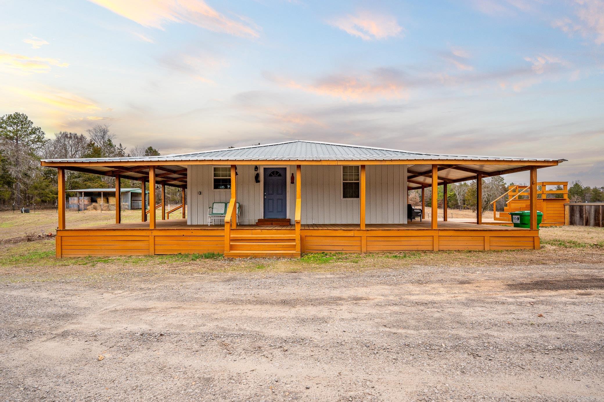 Metes & Bounds - Residential