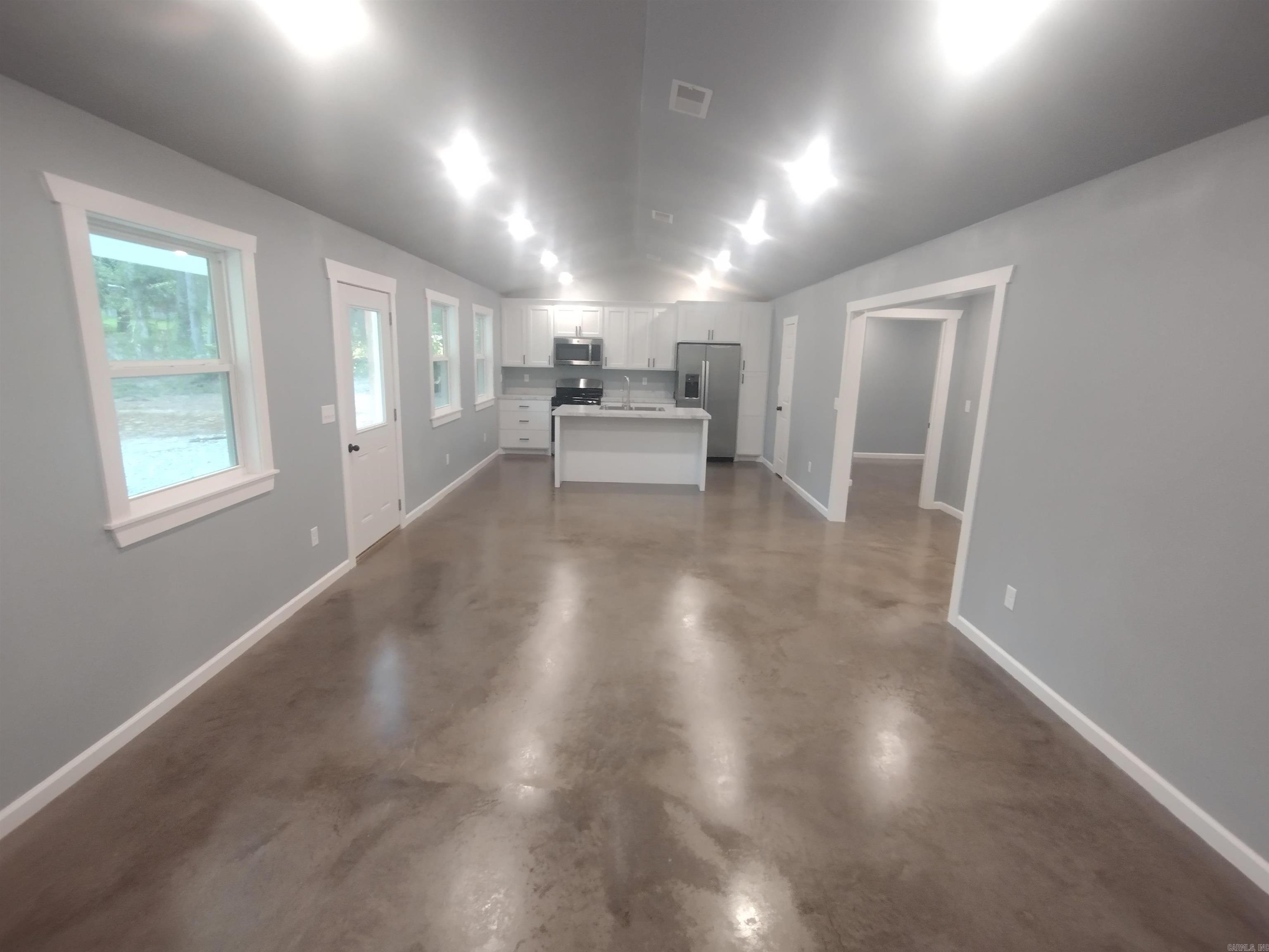 WHITEWATER - Residential