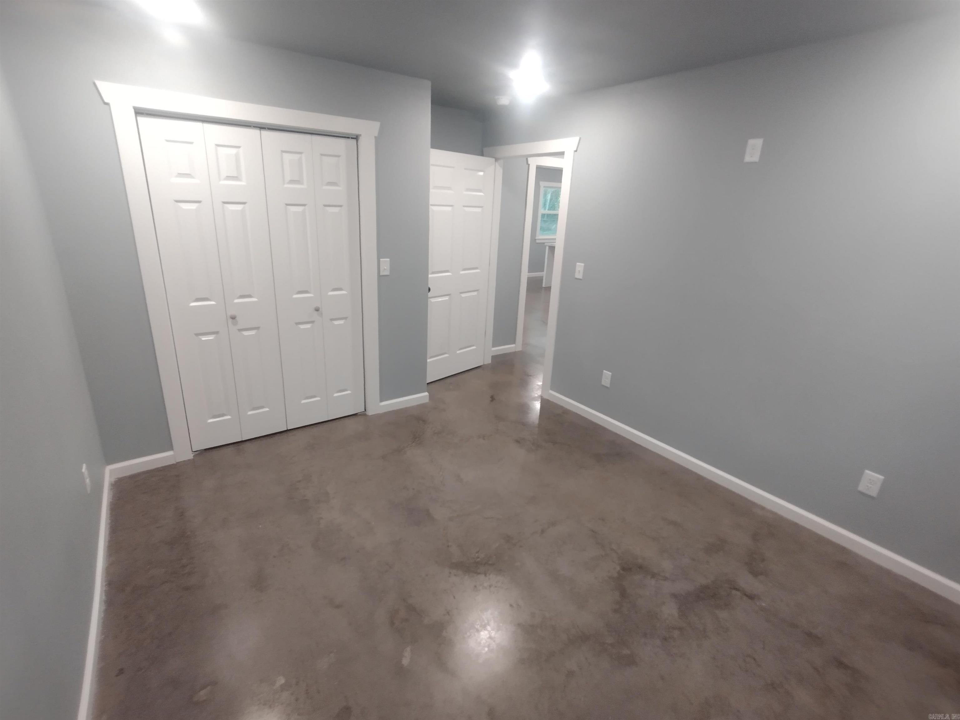 WHITEWATER - Residential