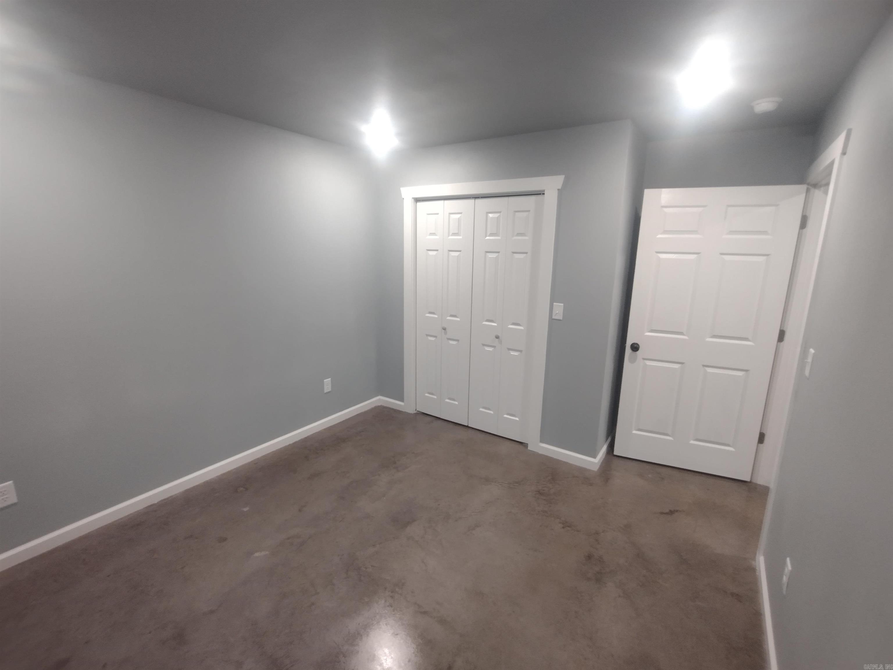 WHITEWATER - Residential