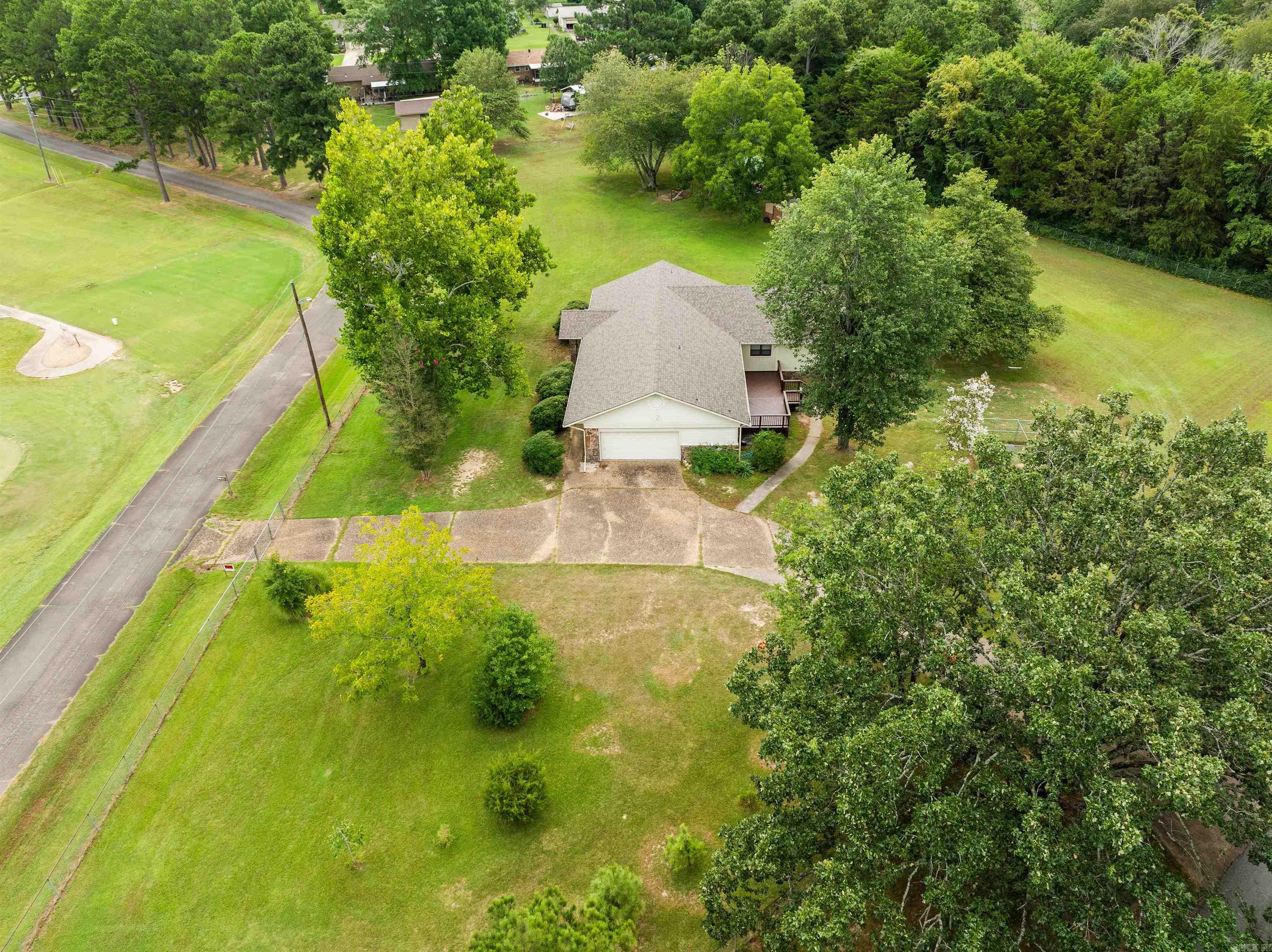 LAKESHORE HEIGHTS - Residential