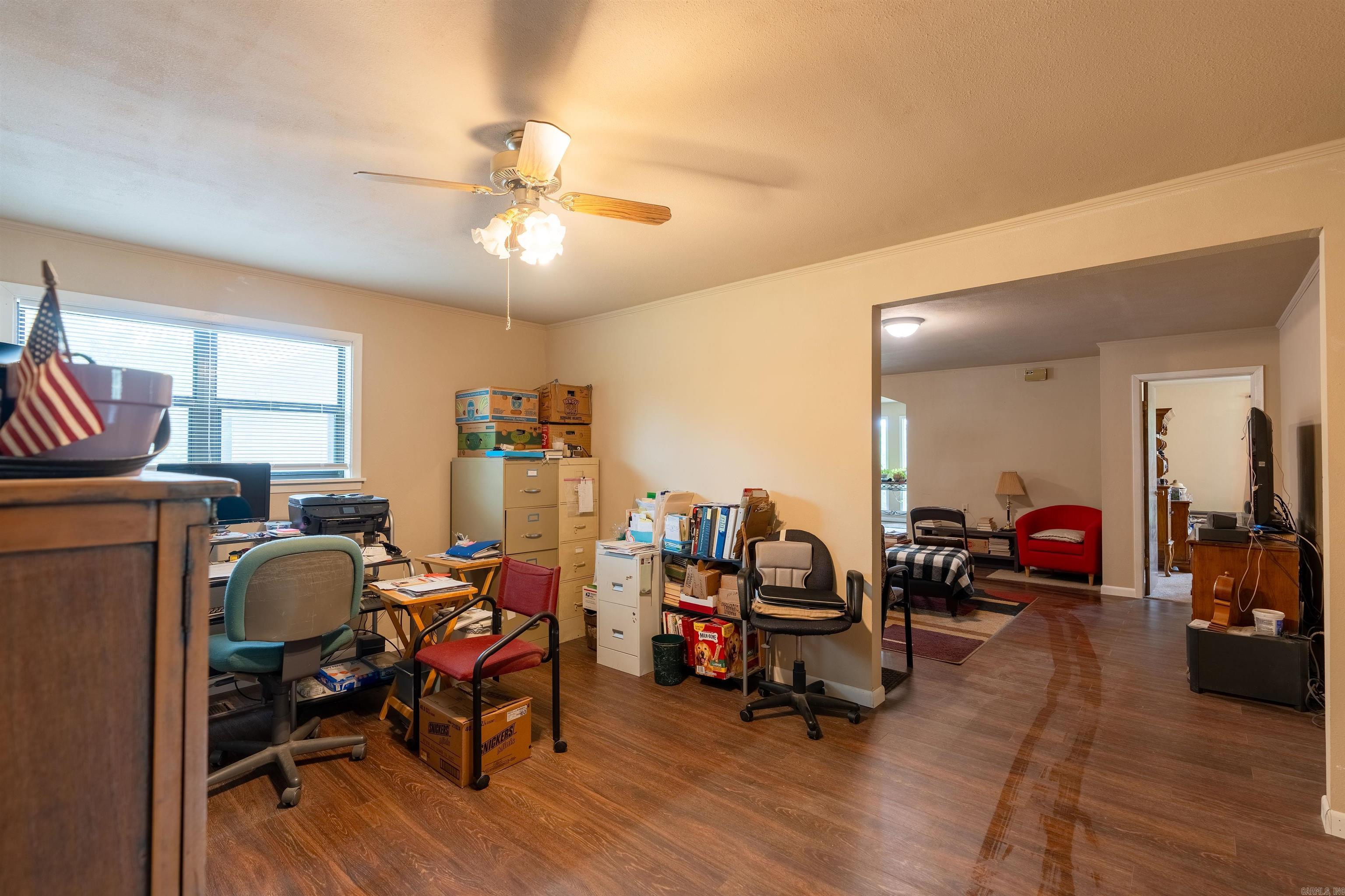 LAKESHORE HEIGHTS - Residential