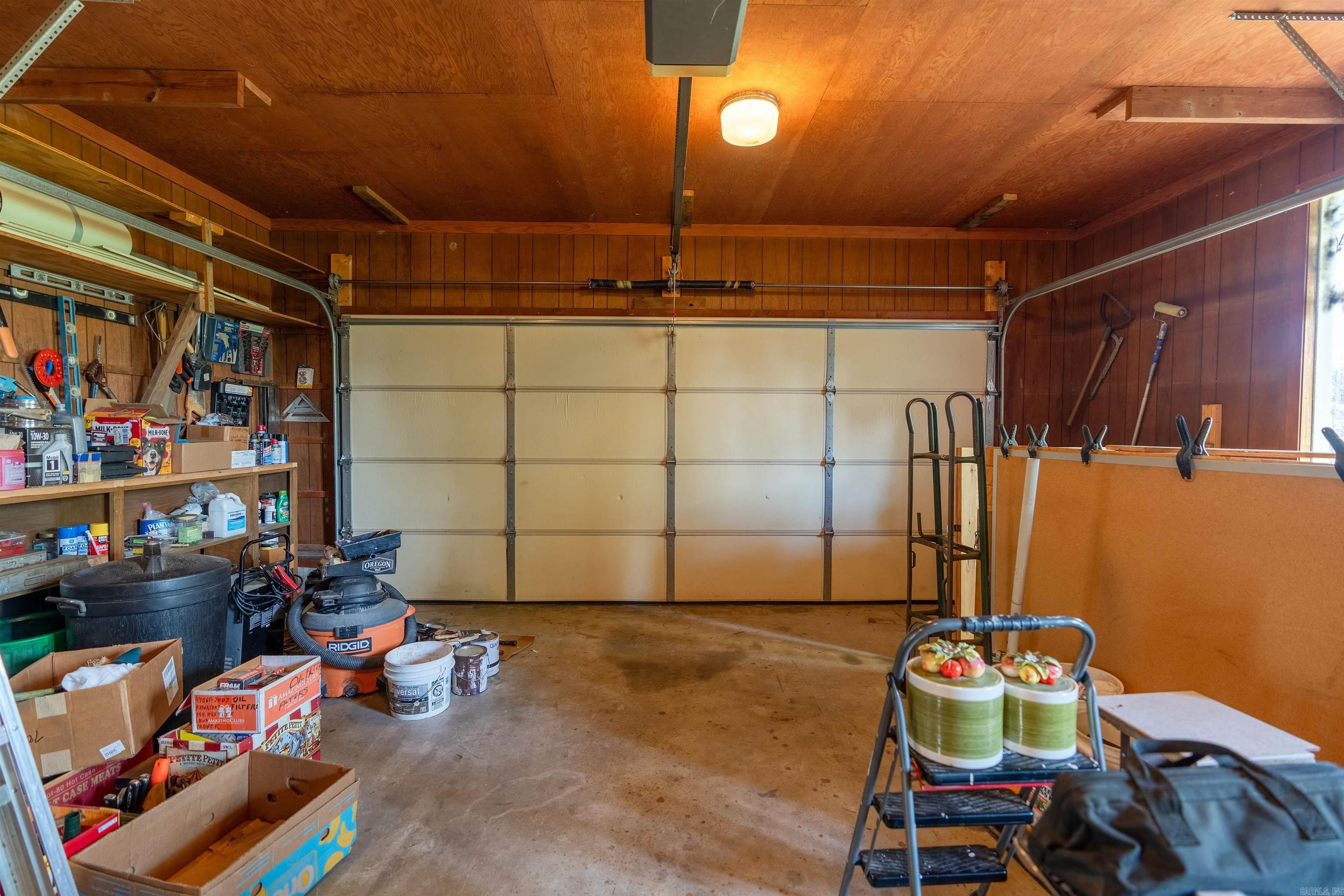 LAKESHORE HEIGHTS - Residential