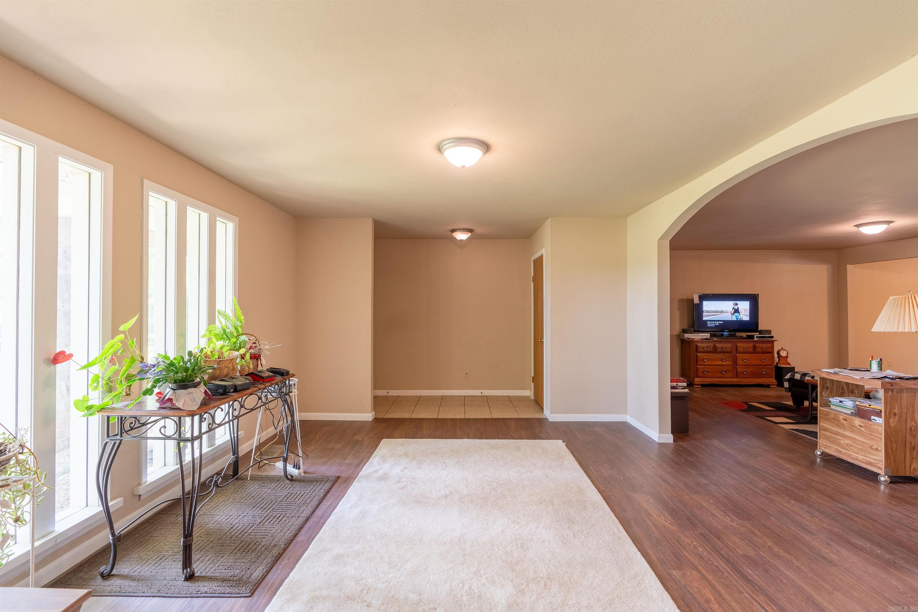 LAKESHORE HEIGHTS - Residential