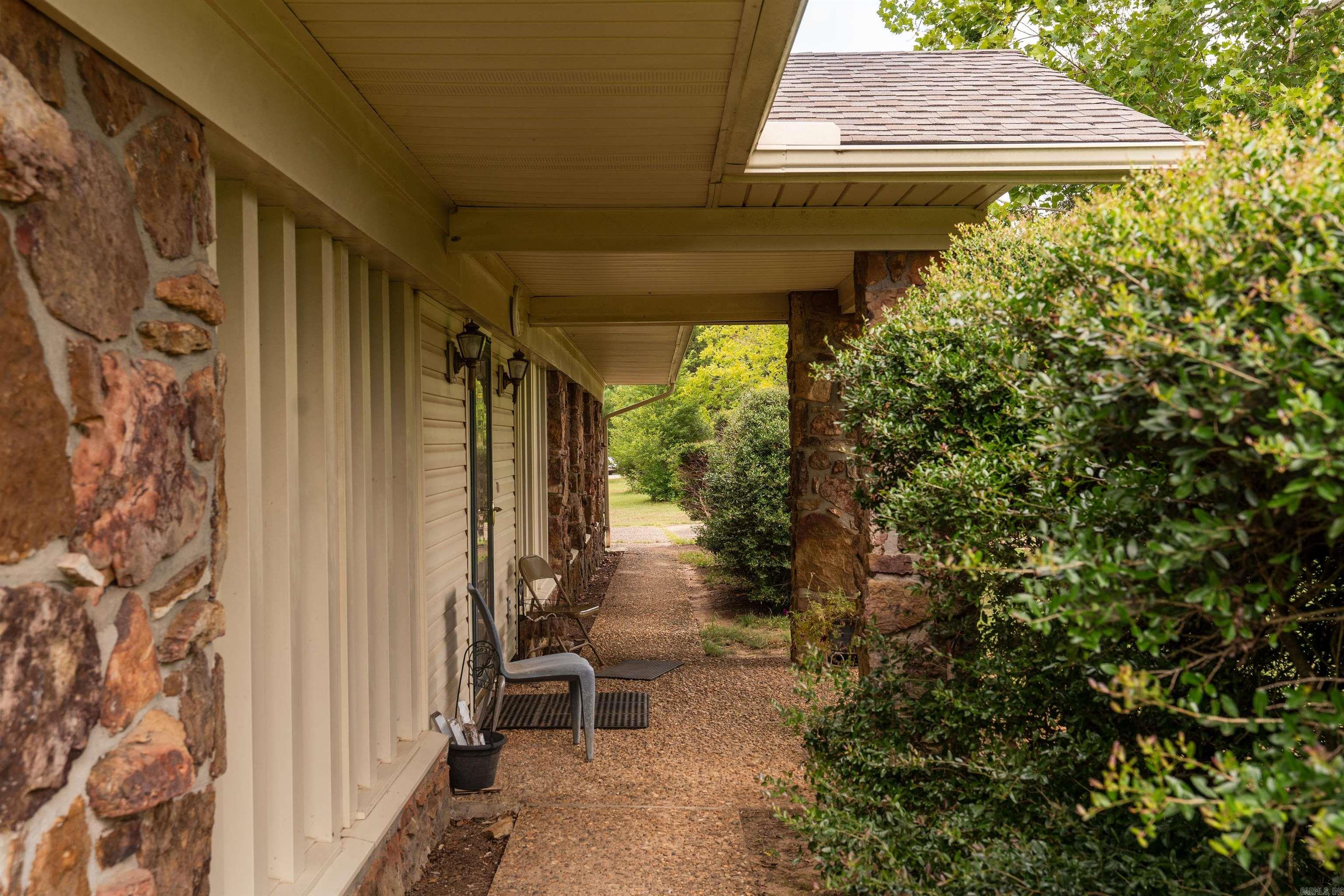 LAKESHORE HEIGHTS - Residential