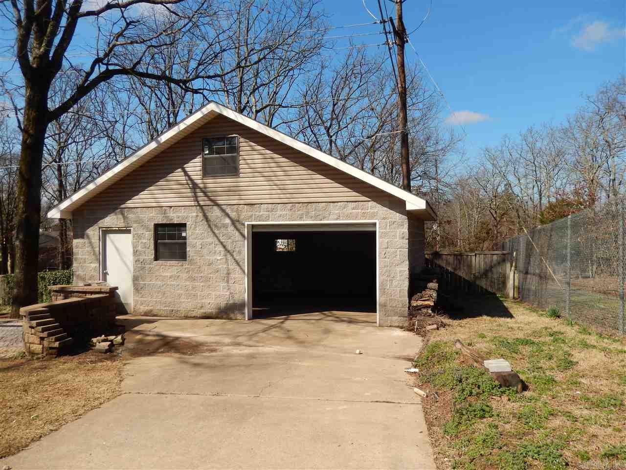 INDIAN HILLS - Residential