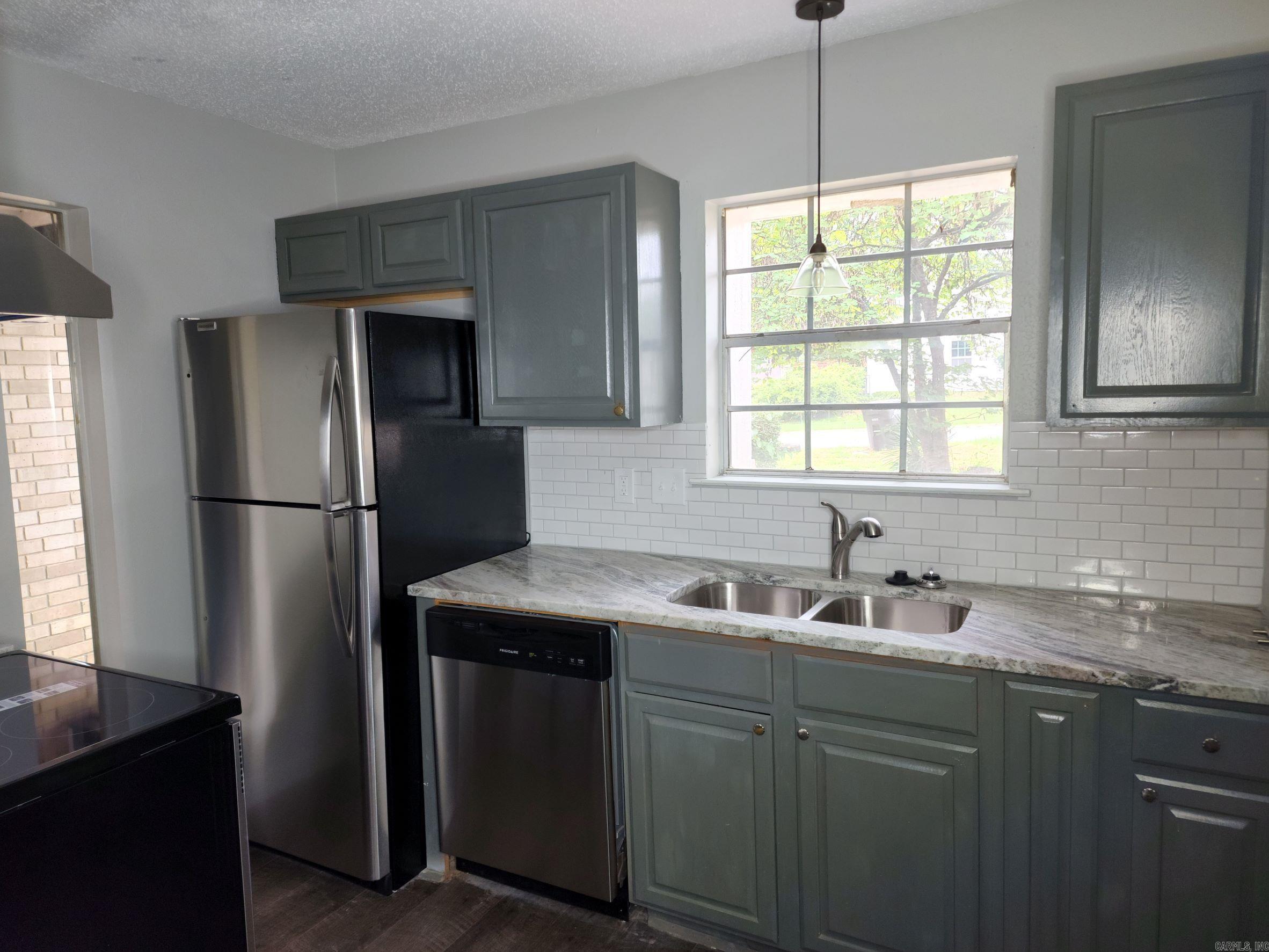 Wood Briar - Residential Lease