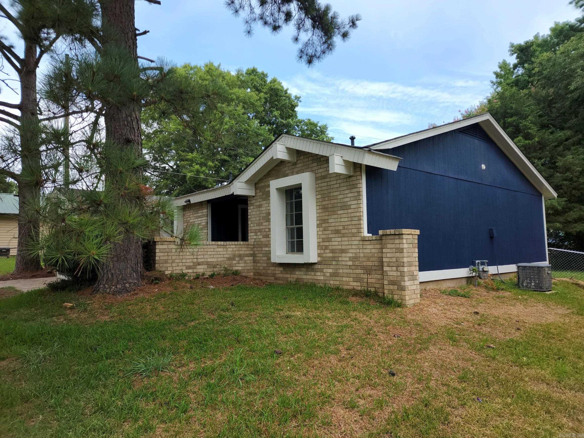 Wood Briar - Residential Lease