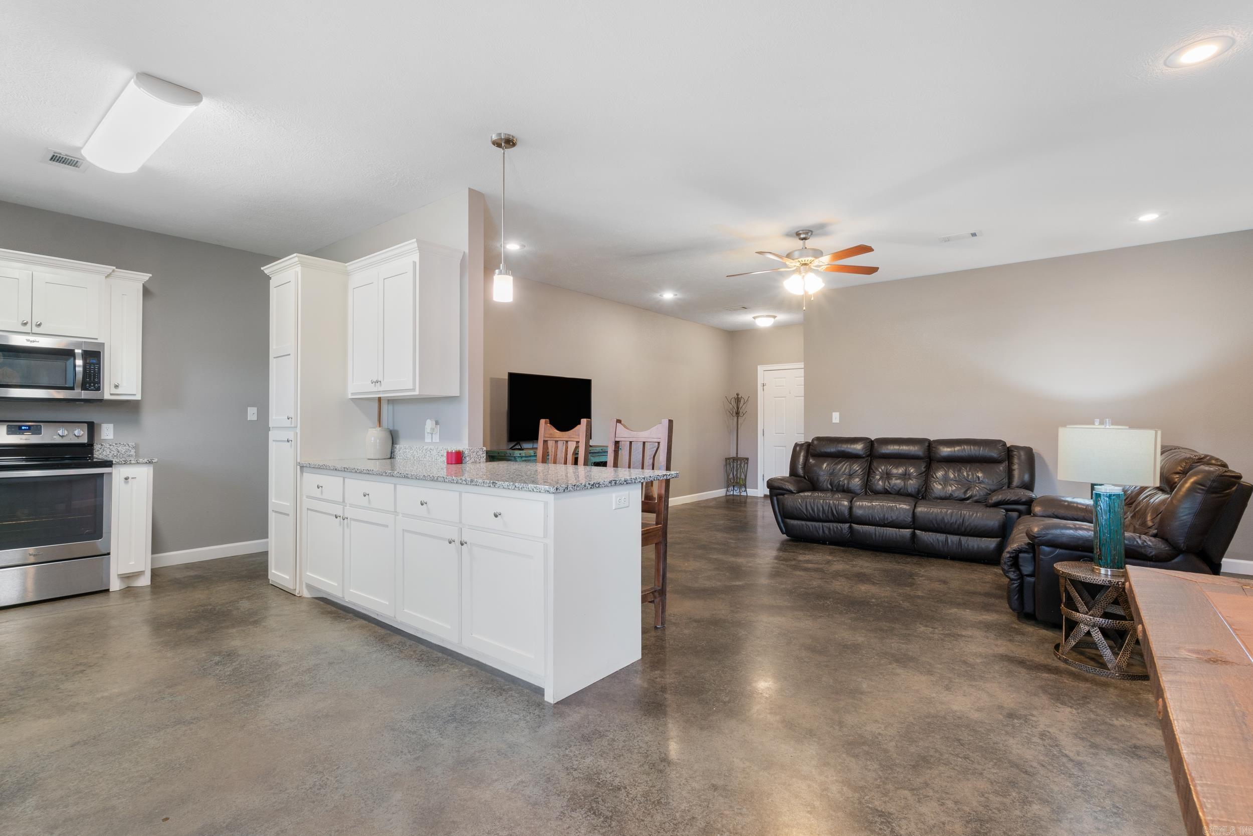 JEWELS ESTATES - Residential