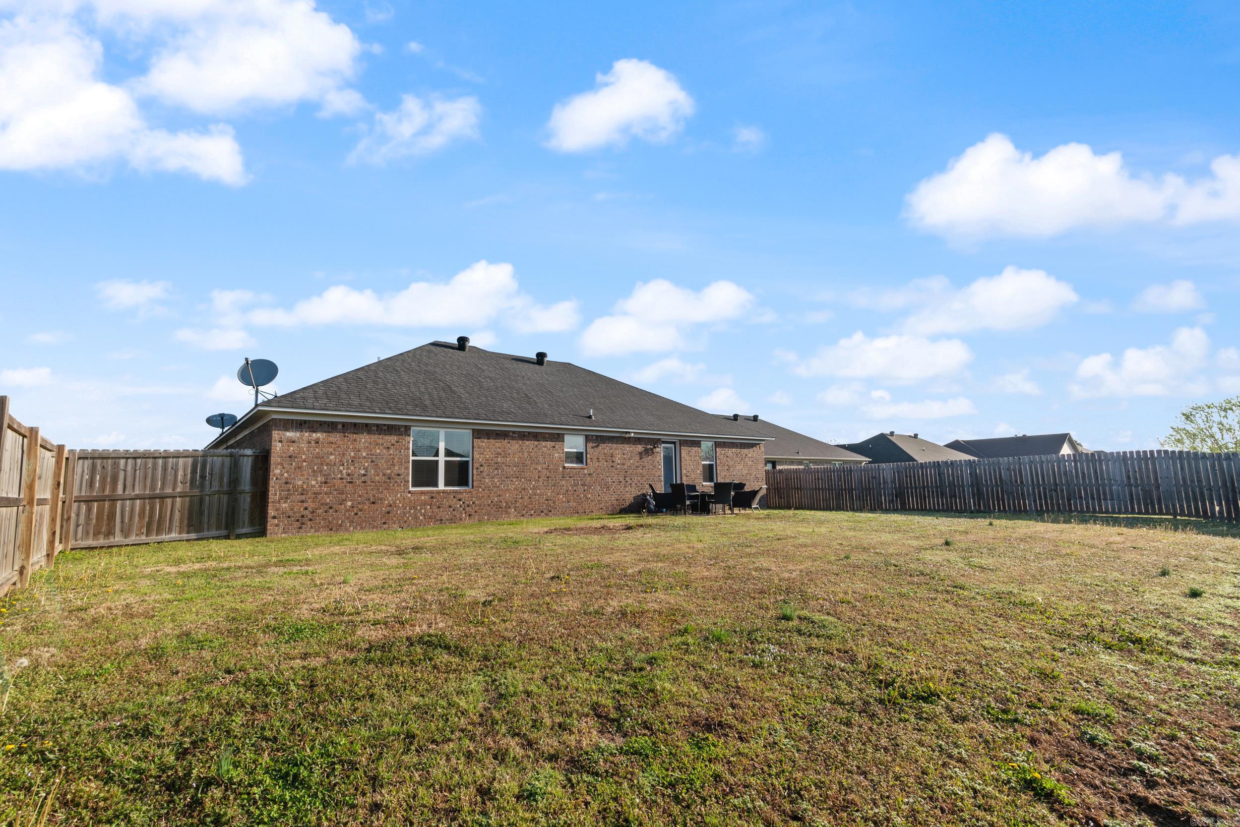 JEWELS ESTATES - Residential