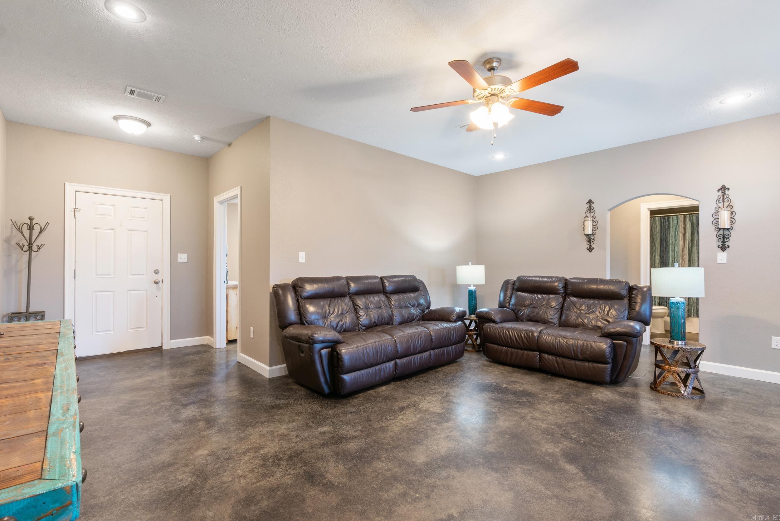 JEWELS ESTATES - Residential