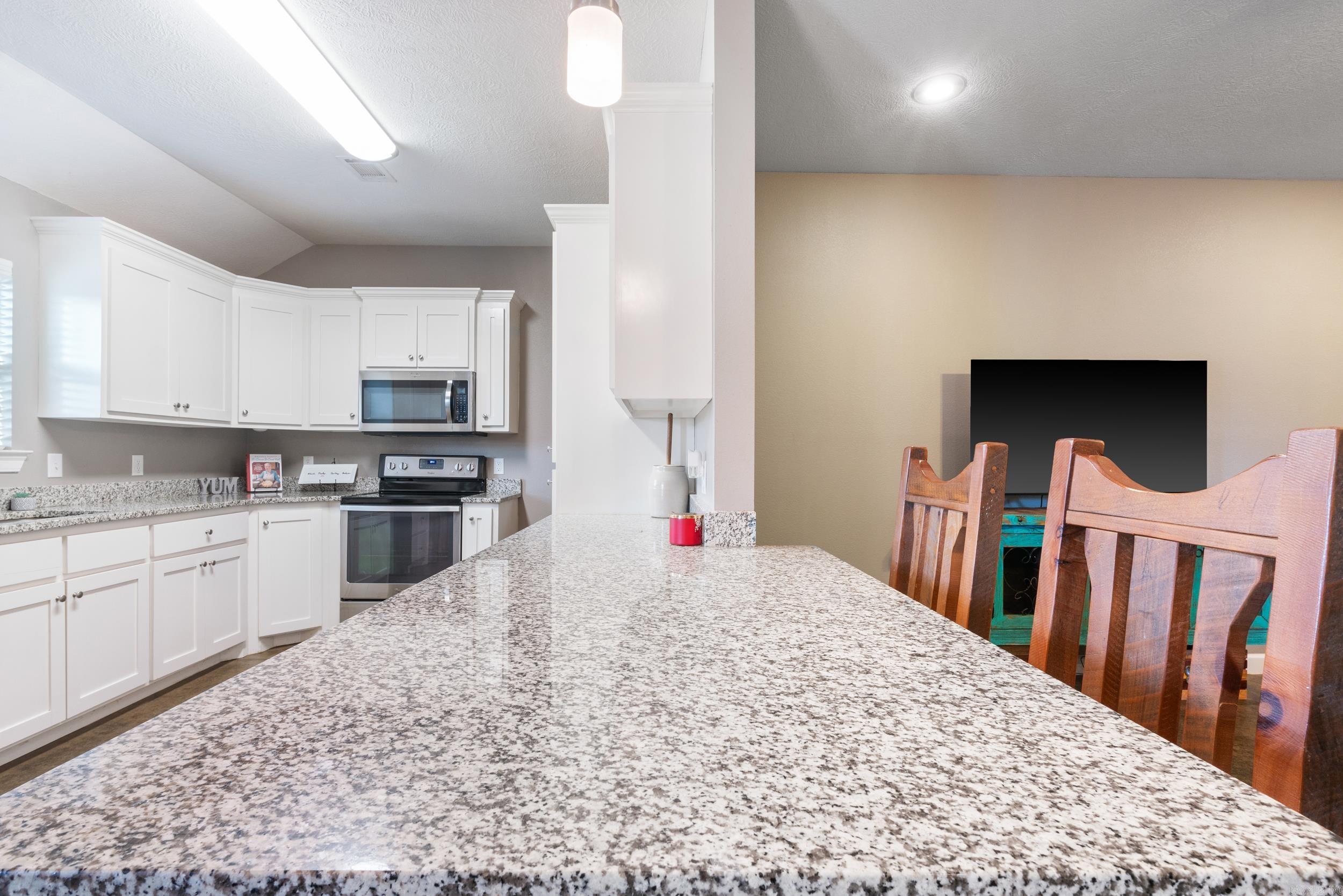 JEWELS ESTATES - Residential