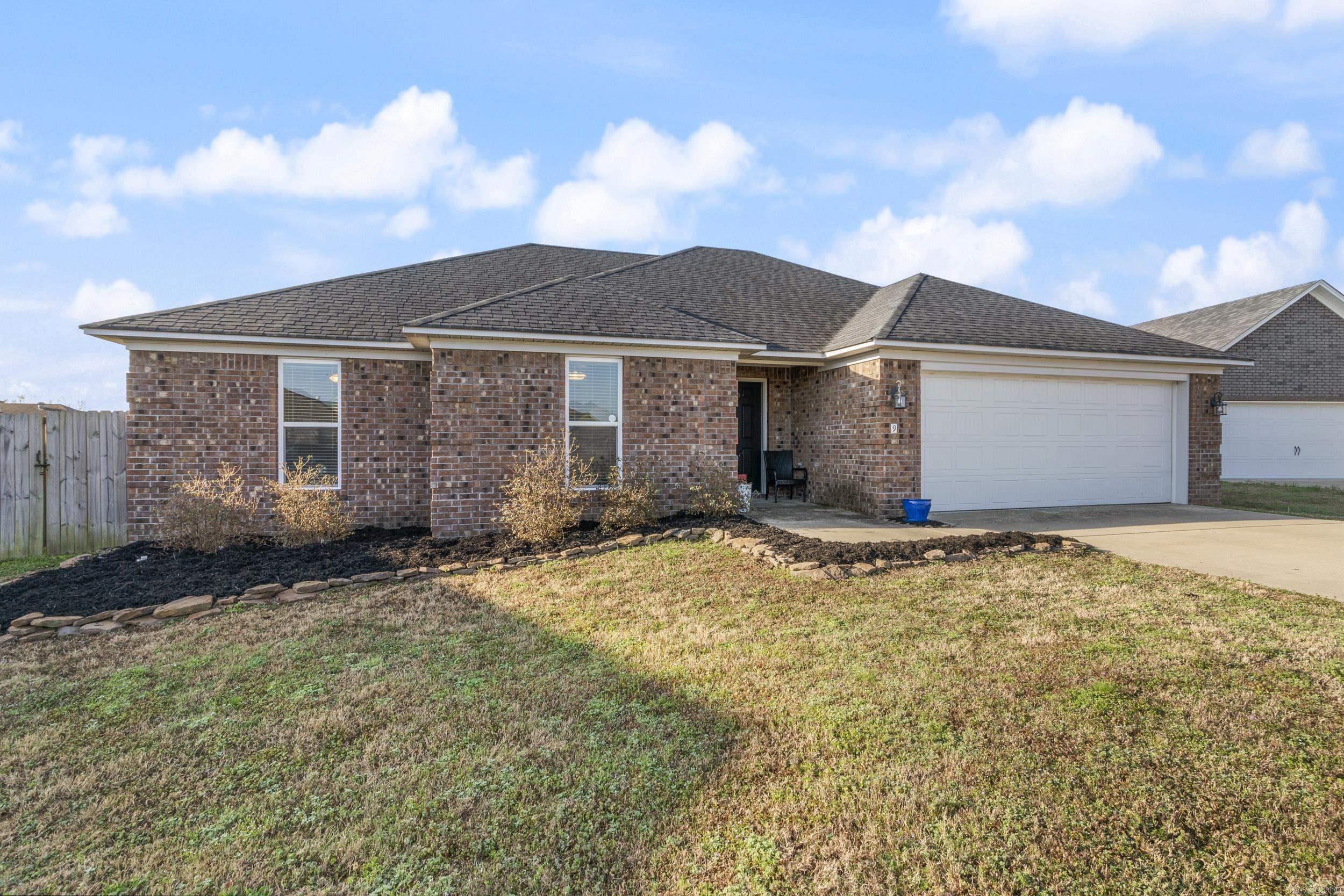 JEWELS ESTATES - Residential