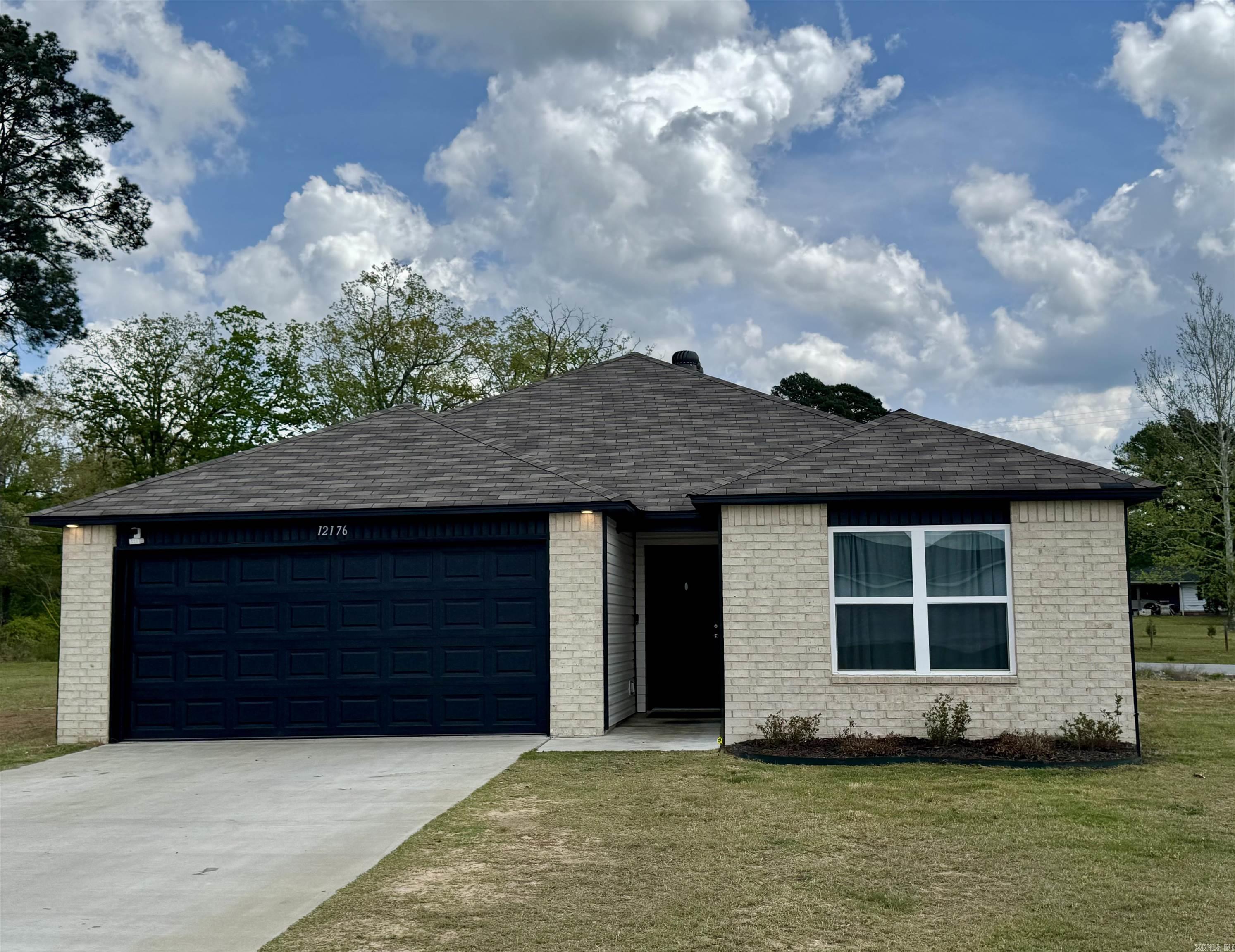 SPRINGLAKE TRAILS - Residential