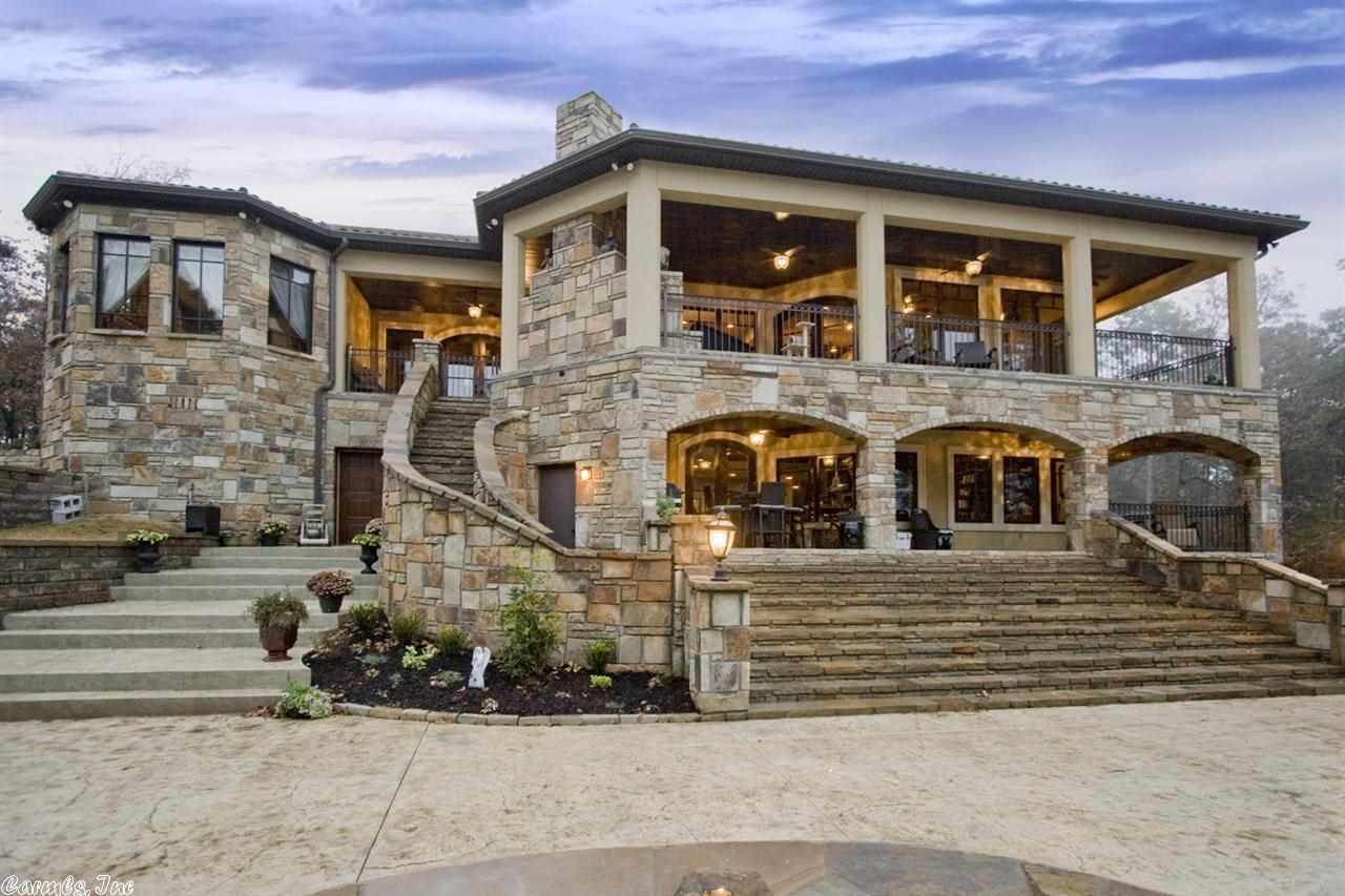 CHENAL DOWNS - Residential