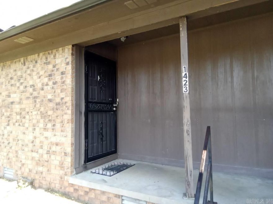 Great Investment opportunity with fully occupied duplex