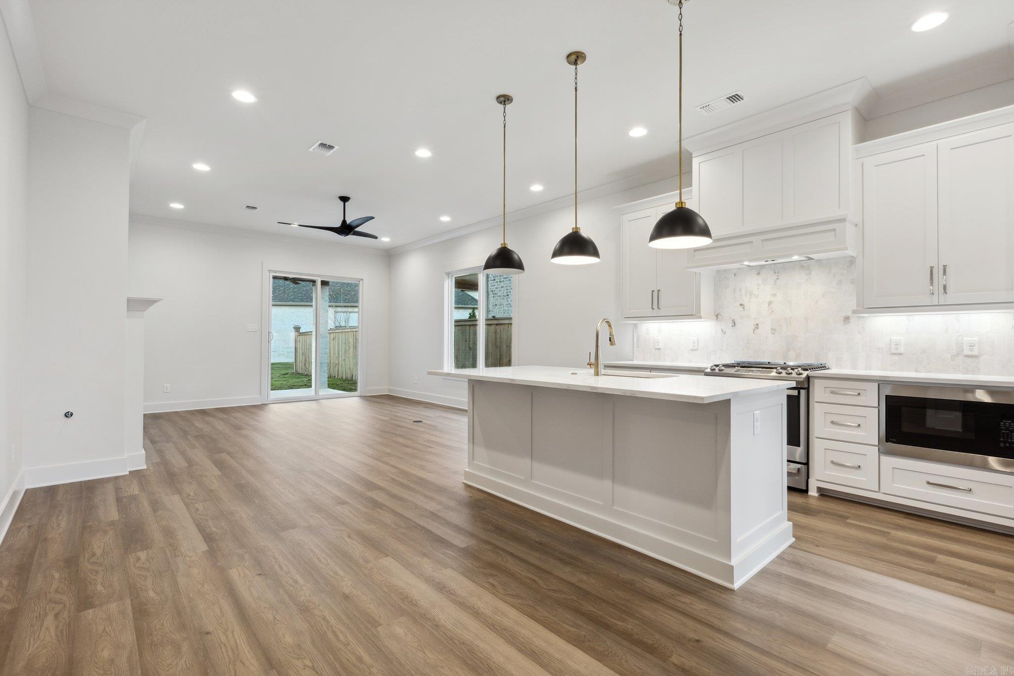 WOODLANDS PARK SUB - Residential