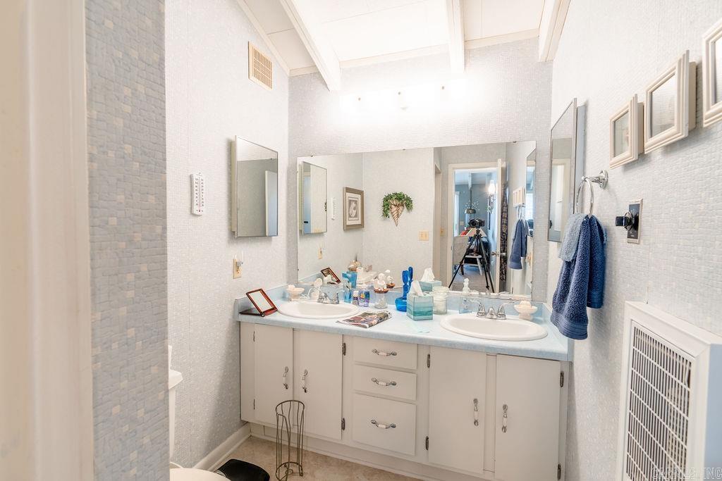 MOORE & CASE ADDITION - Residential